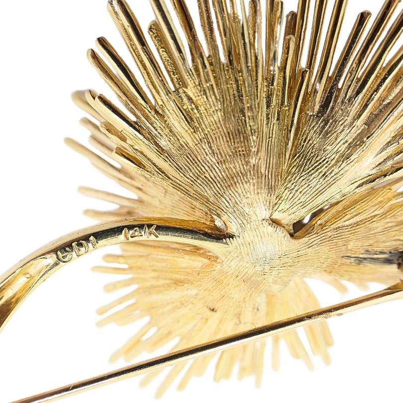 Vintage Flower Brooch 14k Gold Diamond For Sale 4
