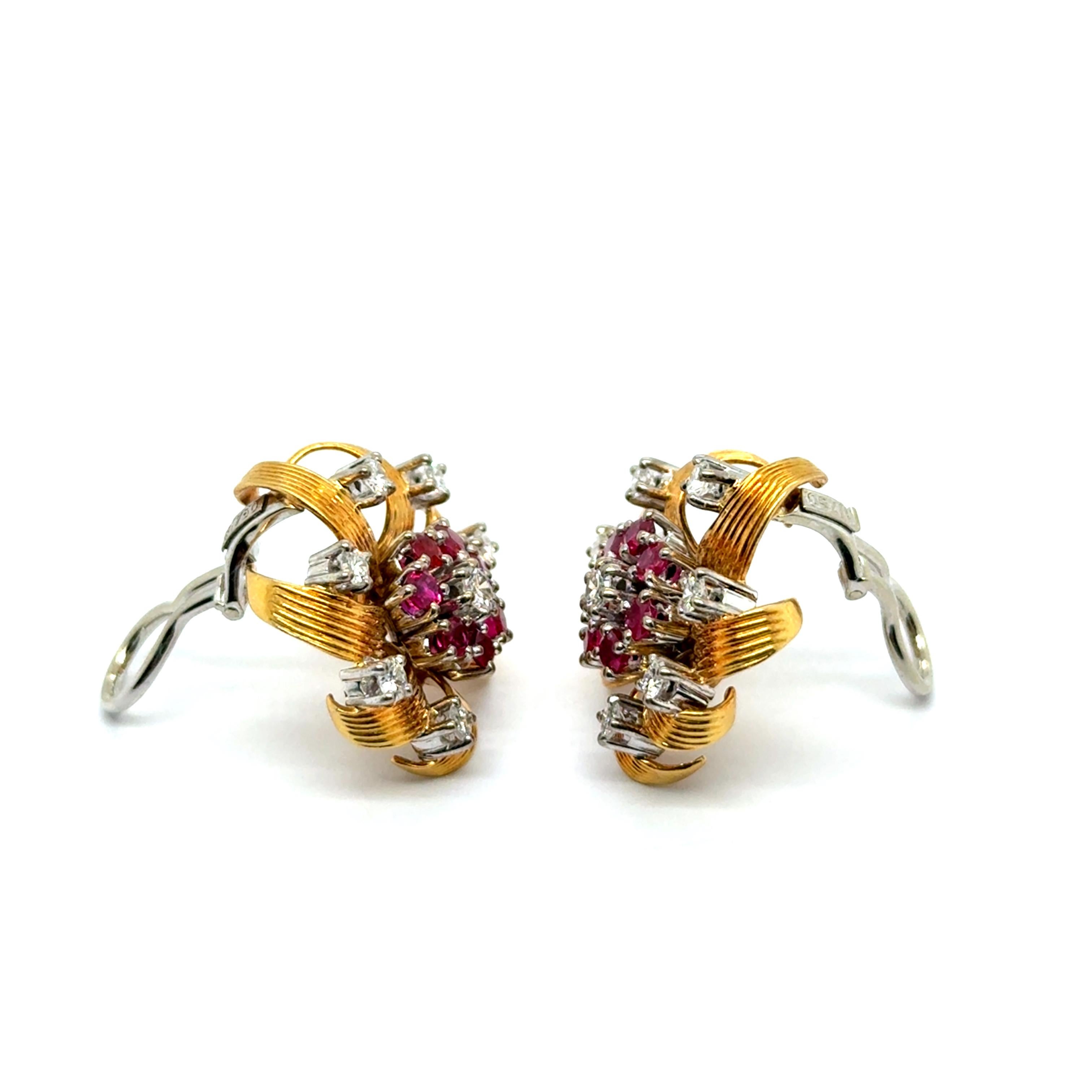 Artist Vintage Flower Clip-on Earrings in 18 Karat Gold with Rubies and Diamonds For Sale