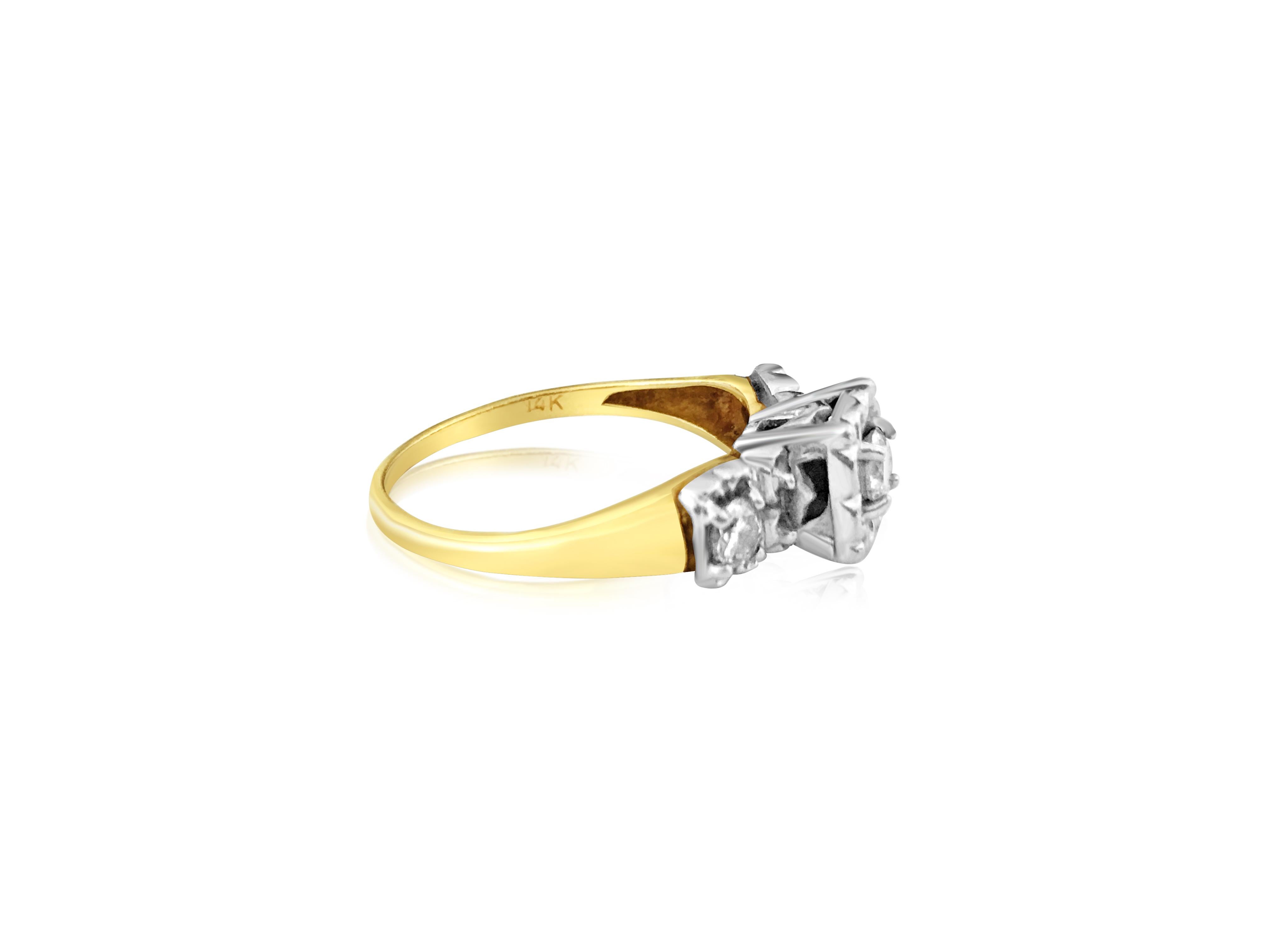 Round Cut Vintage Flower Design 0.37 Carat Diamond Gold Engagement Ring For Sale
