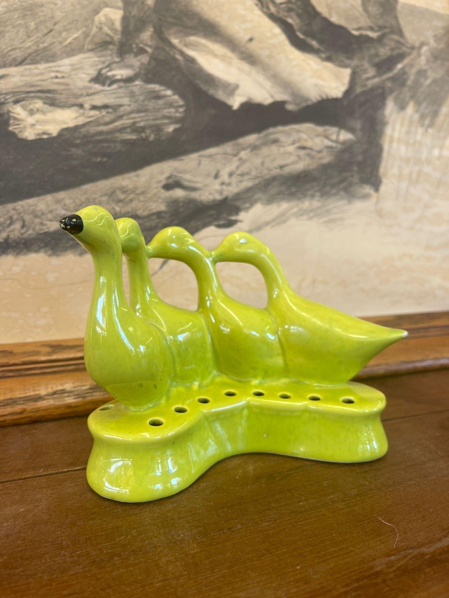 Mid-Century Modern Vintage Flower Frog With Sculpture of Ducks. For Sale