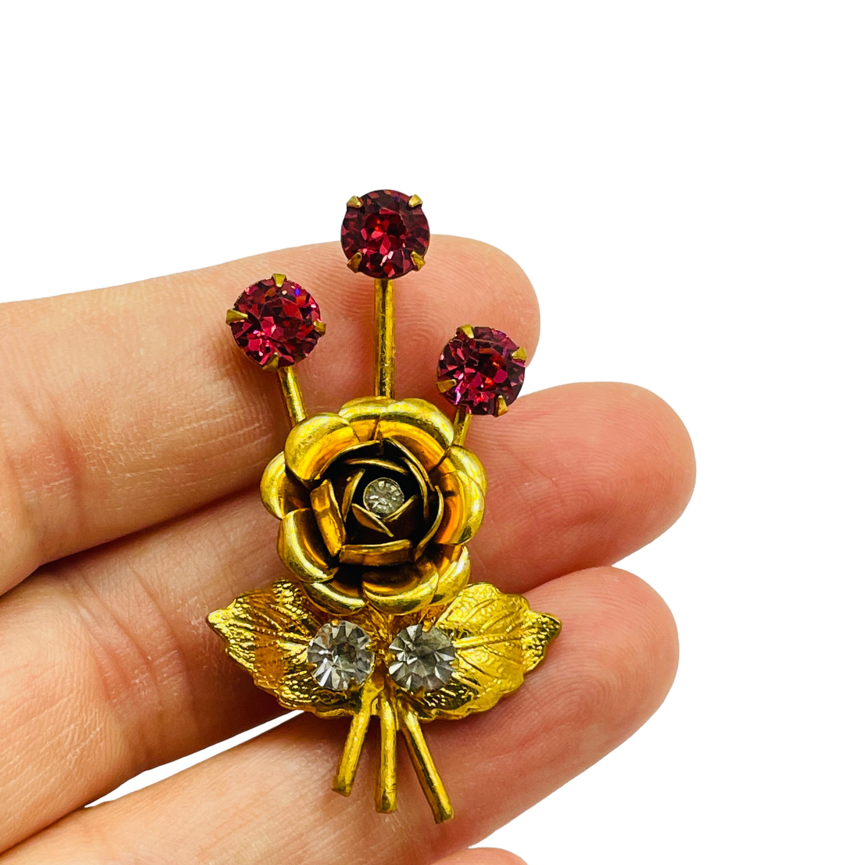 Women's or Men's Vintage flower gold rhinestone designer brooch For Sale