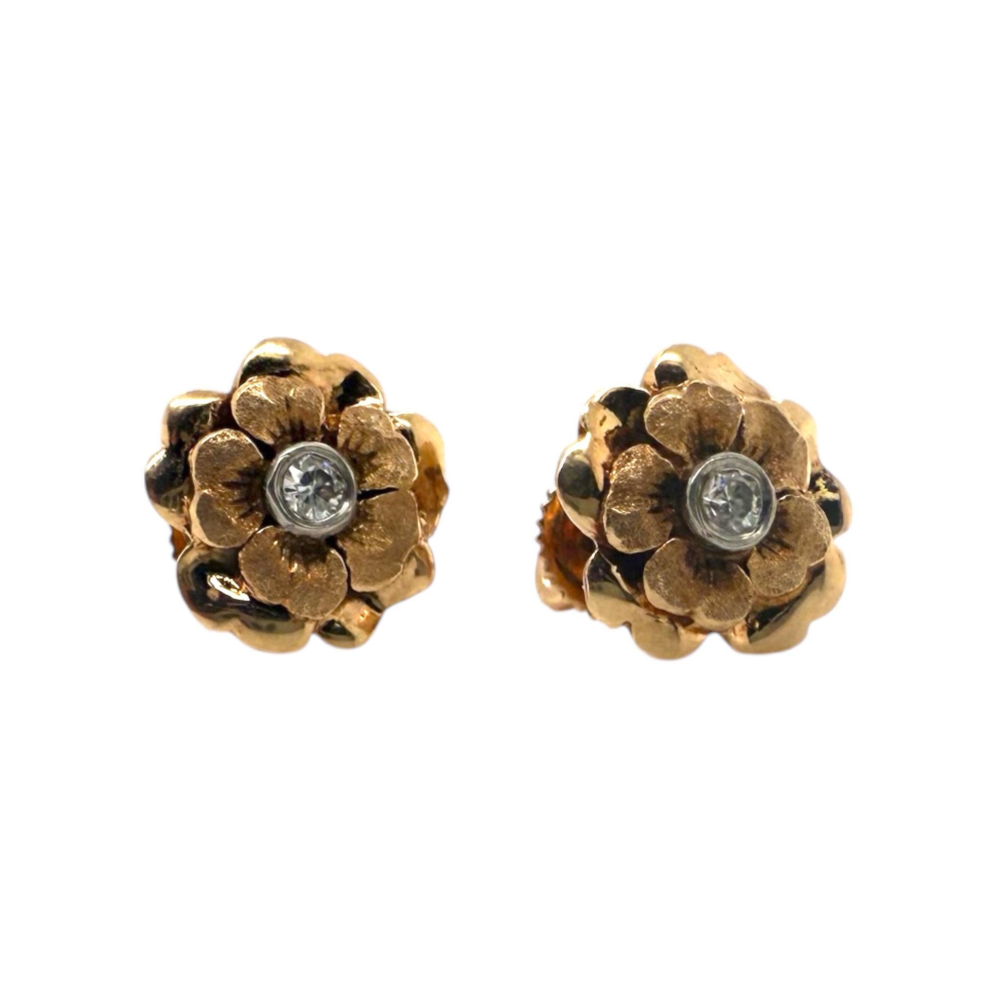 Vintage Flower Inspired Rose Gold Diamond Stud Earrings In Excellent Condition For Sale In Montgomery, AL