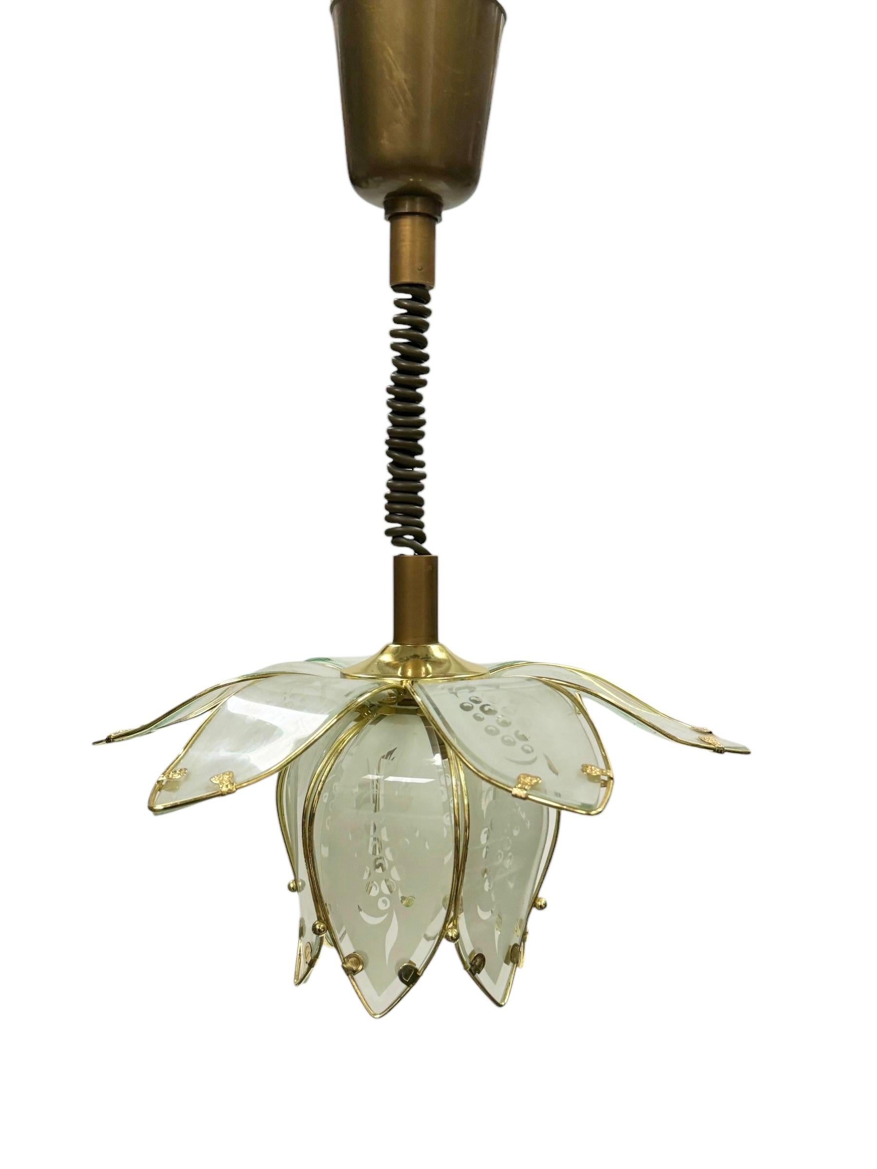 Vintage-Pendelleuchte mit Blumen-Lo Lotus-Anhänger, Deutsch, 1960er Jahre im Angebot 5