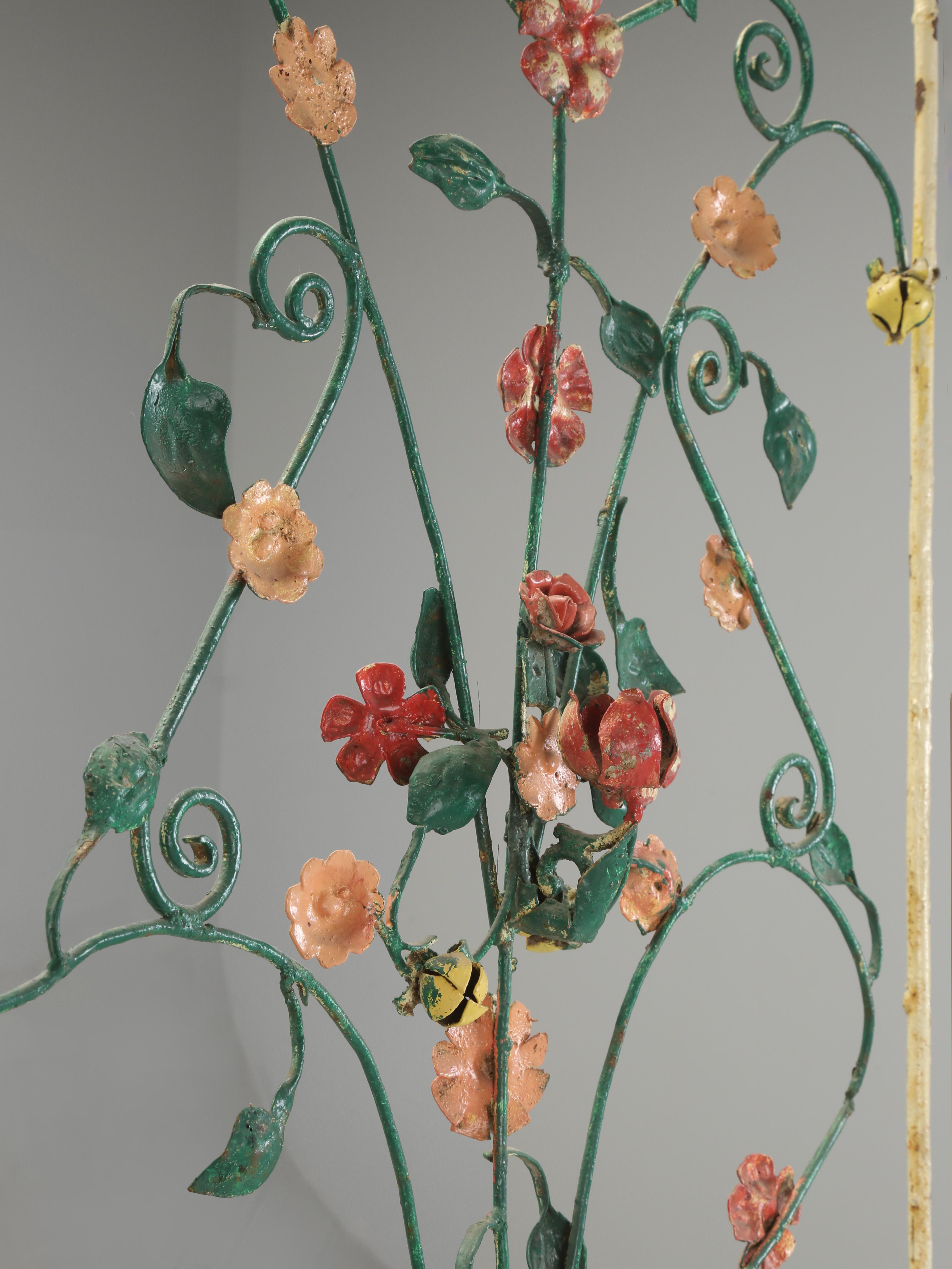 Paravento a motivi floreali o divisorio parziale d'epoca, anni '60 circa, probabilmente italiano in vendita 3