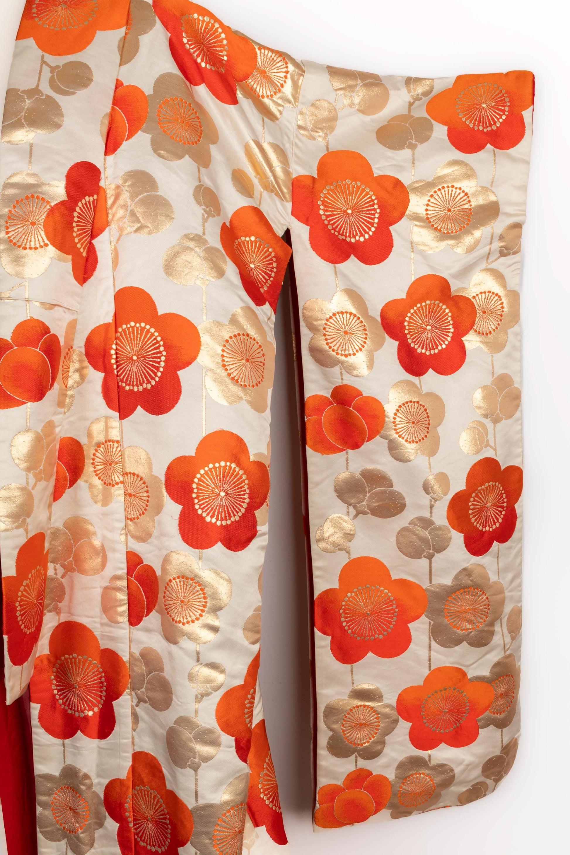 Women's Vintage Flower Pattern Kimono Jacket For Sale