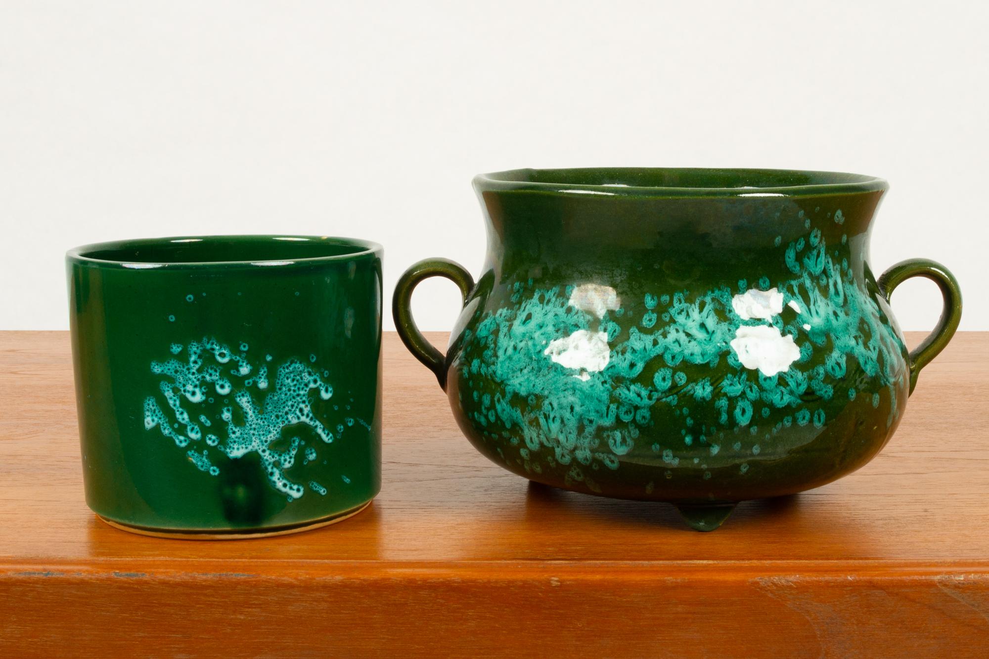 retro flower pots
