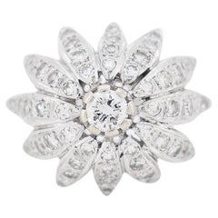 Vintage-Blumenring, 18 Karat Weißgold und Diamanten - ca. 1970
