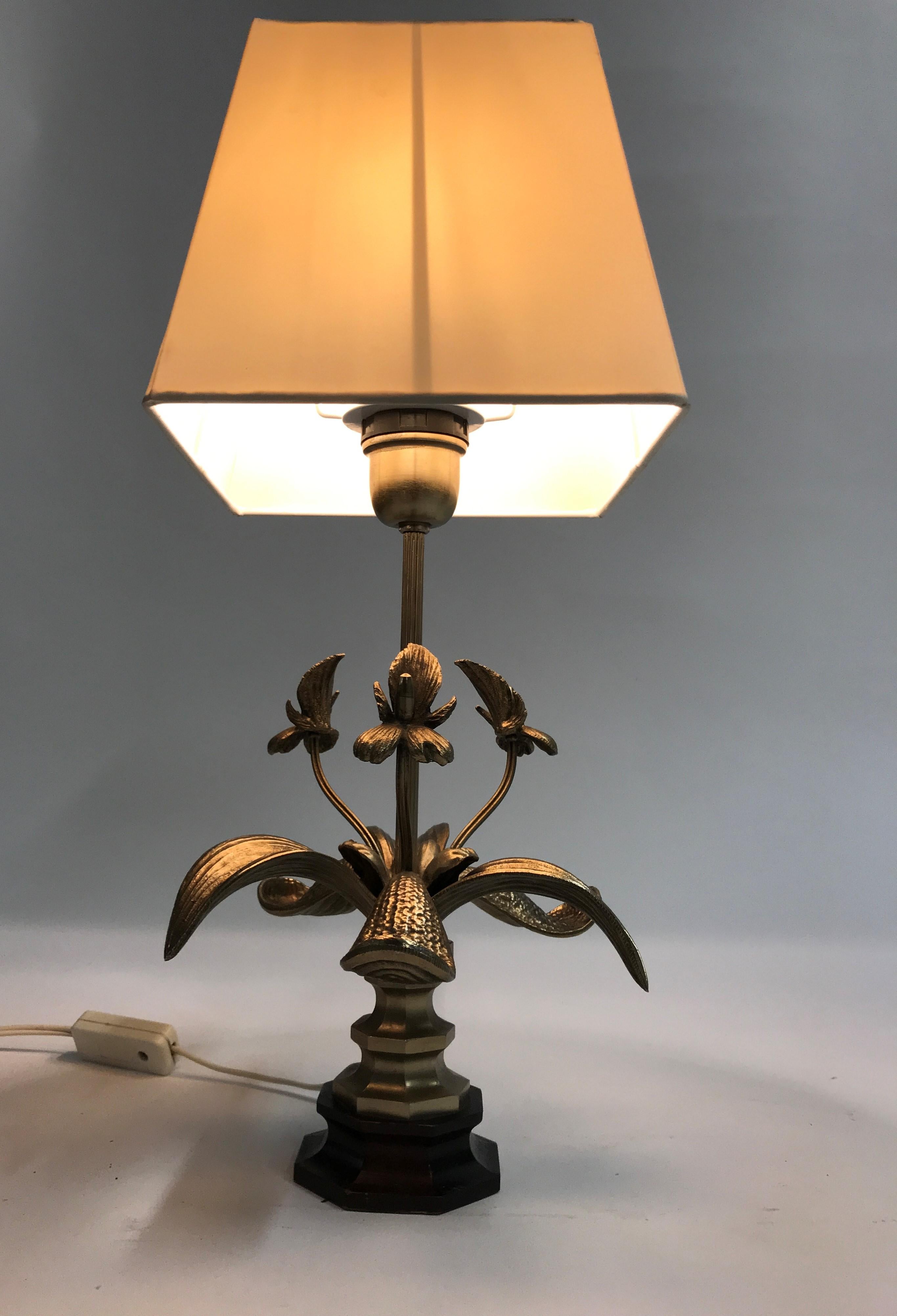 Mid-Century Modern Vintage Flower Table Lamp, 1960s