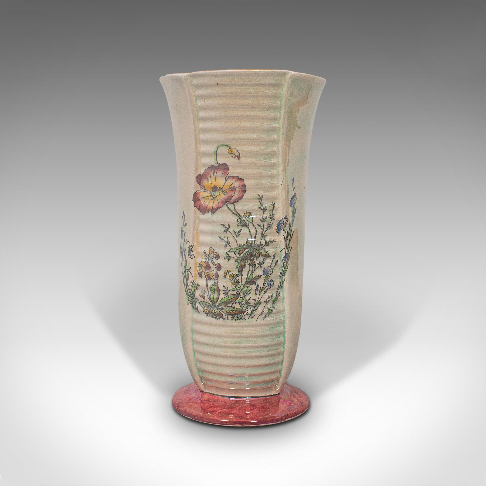 Flower Vase, English, Ceramic, Decorative, Lustre, Mid-20th Century, circa 1950 For Sale 2