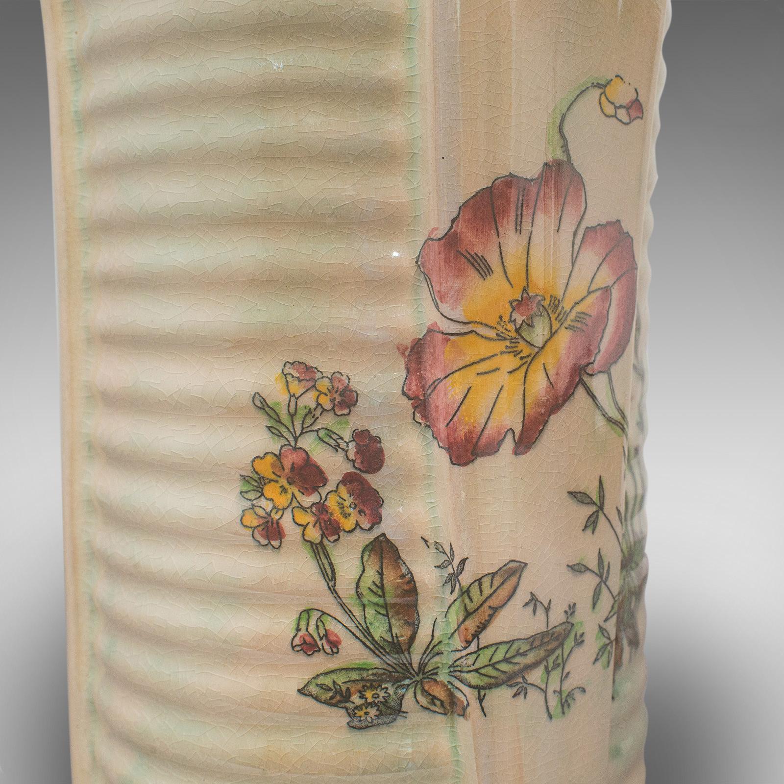 Flower Vase, English, Ceramic, Decorative, Lustre, Mid-20th Century, circa 1950 For Sale 4