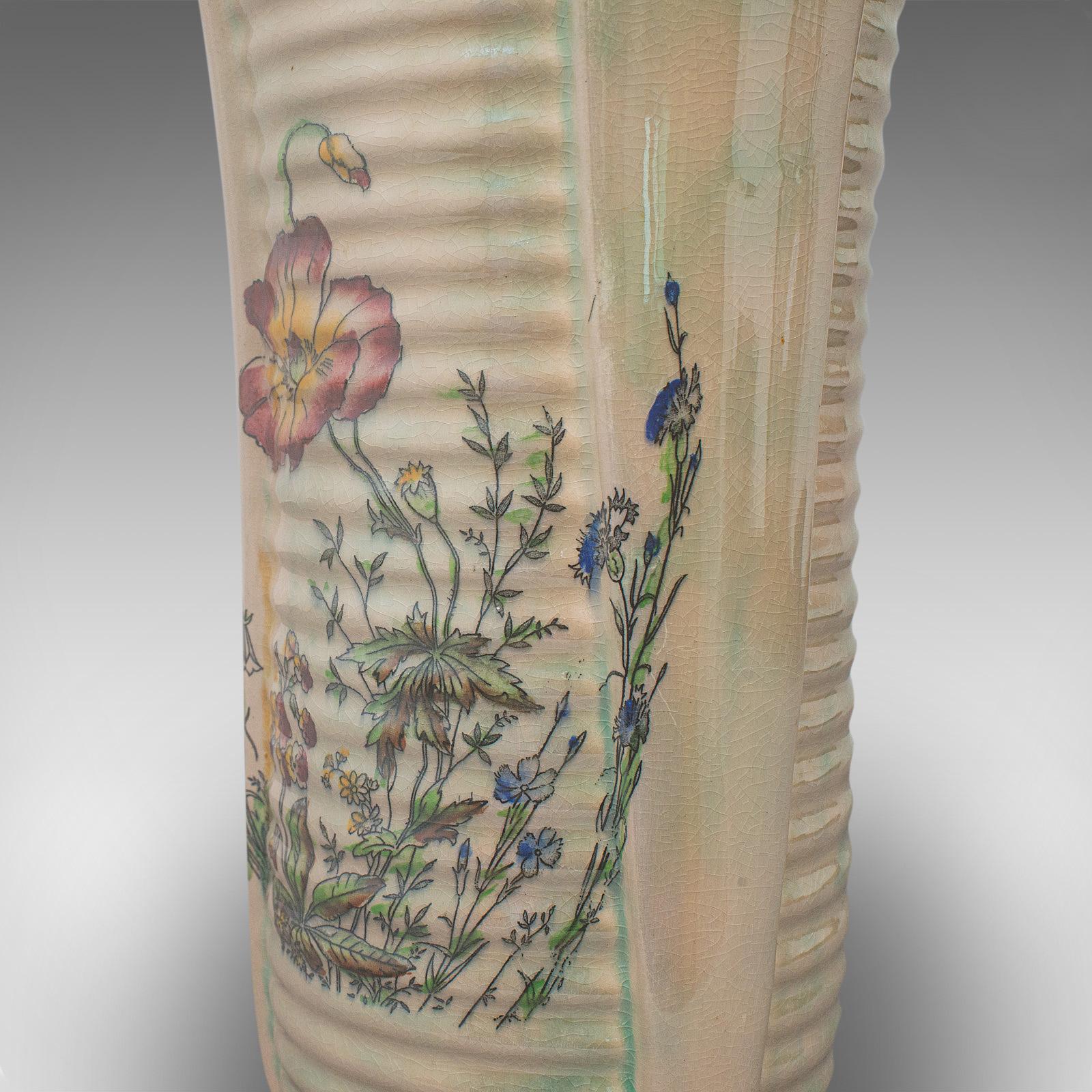 Flower Vase, English, Ceramic, Decorative, Lustre, Mid-20th Century, circa 1950 For Sale 5