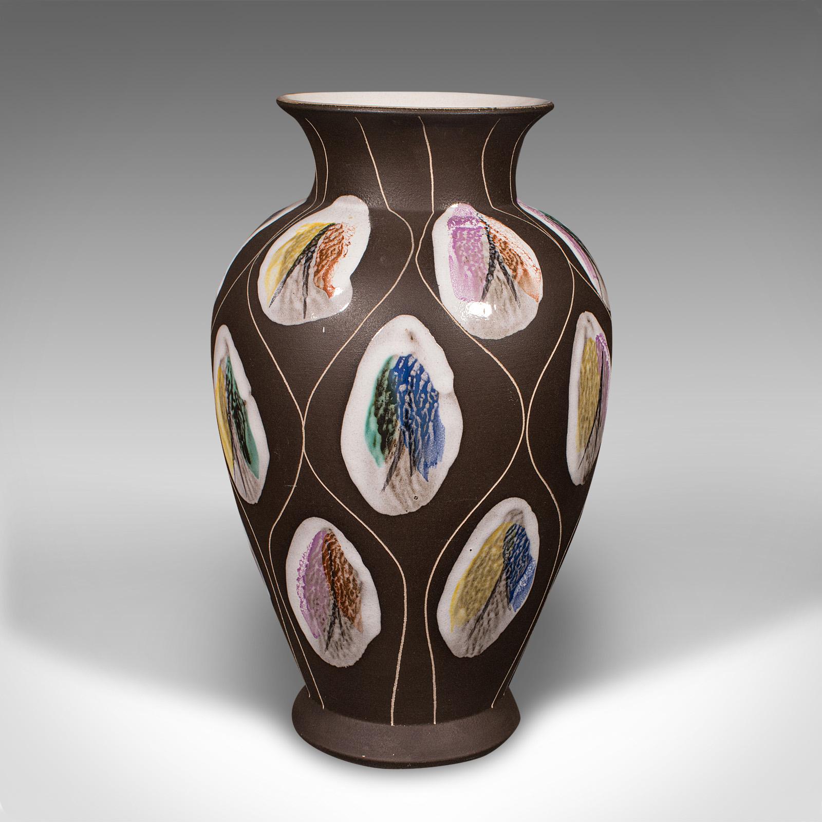 Allemand Vase à fleurs allemand, céramique mate, urne d'exposition, milieu de siècle, vers 1960 en vente