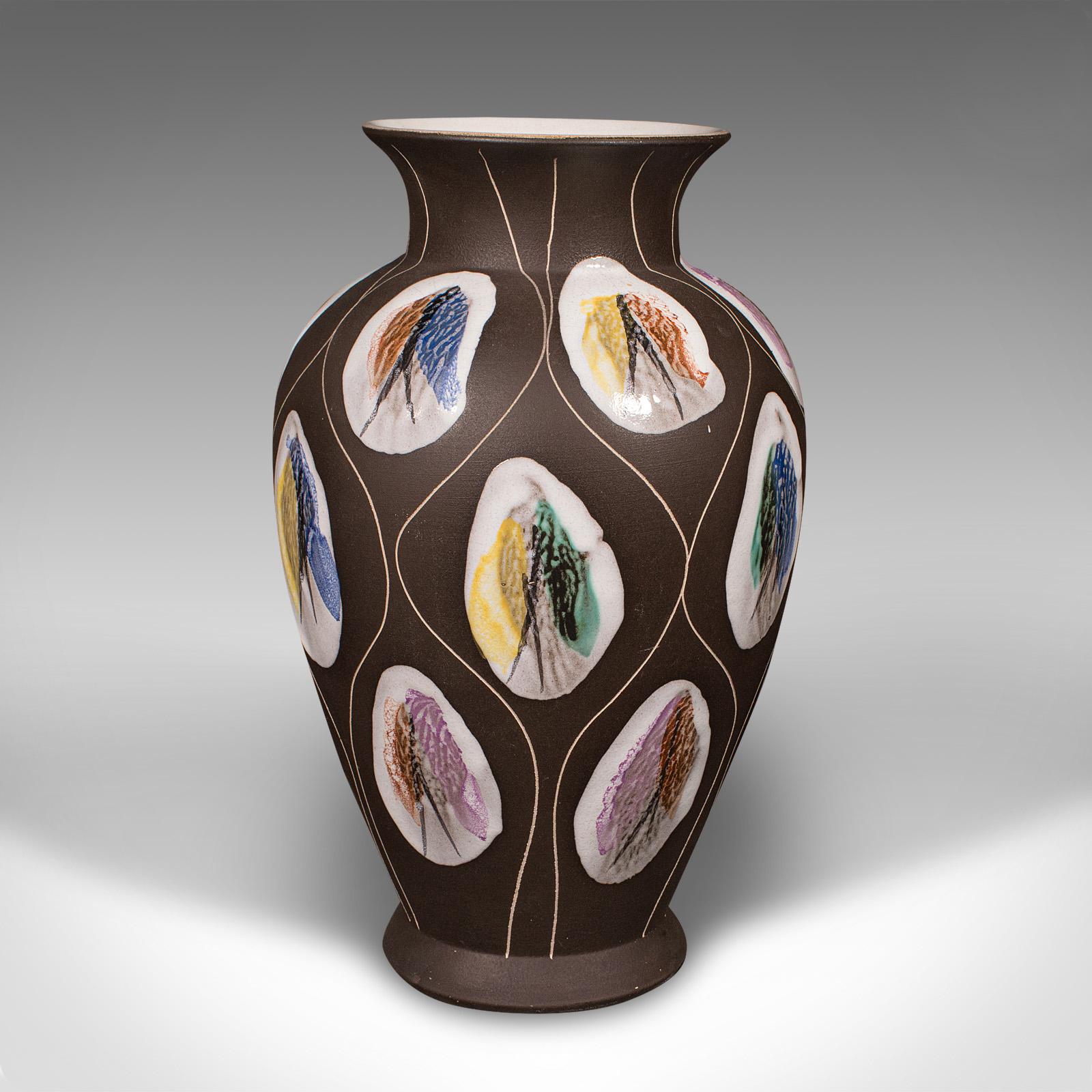 Vase à fleurs allemand, céramique mate, urne d'exposition, milieu de siècle, vers 1960 Bon état - En vente à Hele, Devon, GB