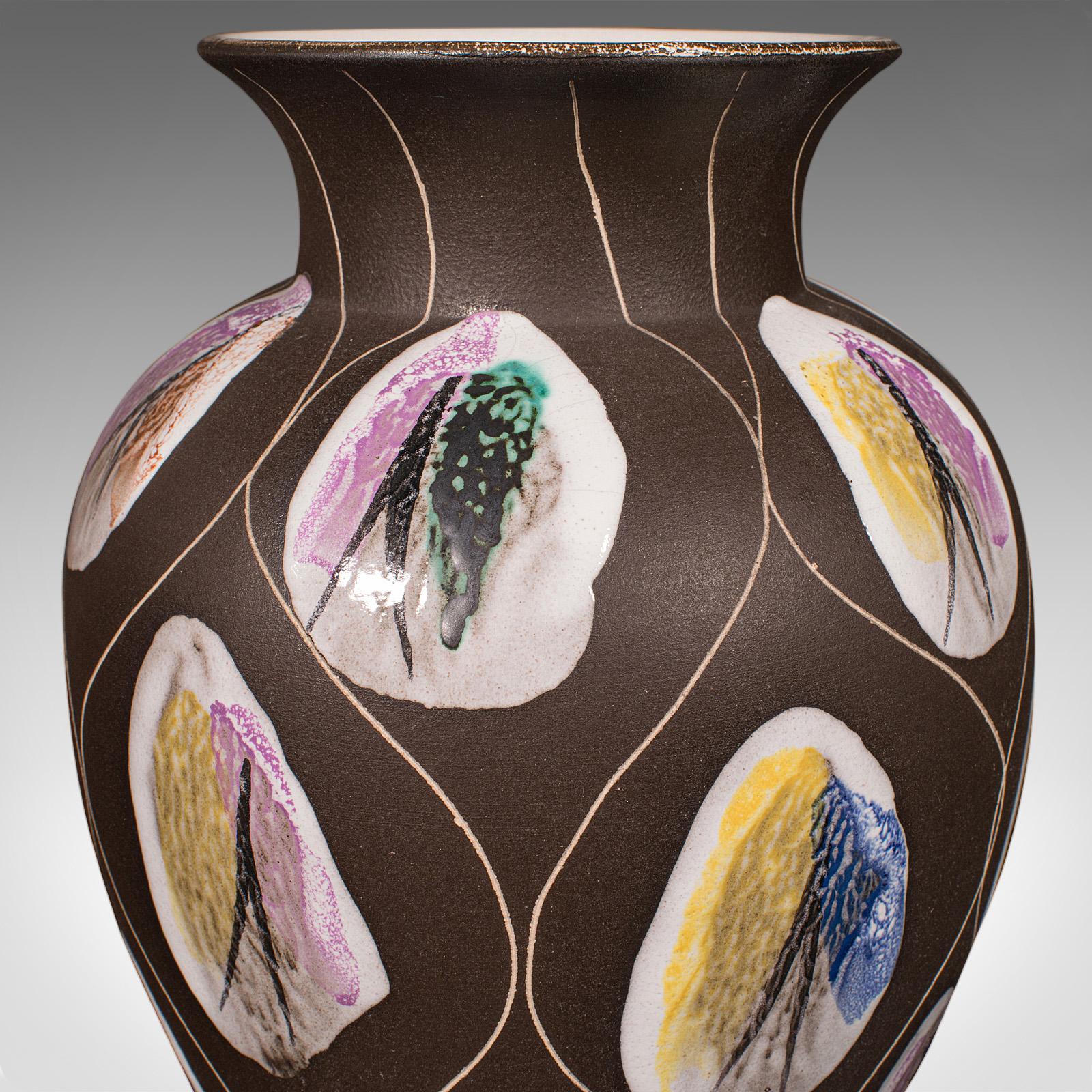 Vase à fleurs allemand, céramique mate, urne d'exposition, milieu de siècle, vers 1960 en vente 2
