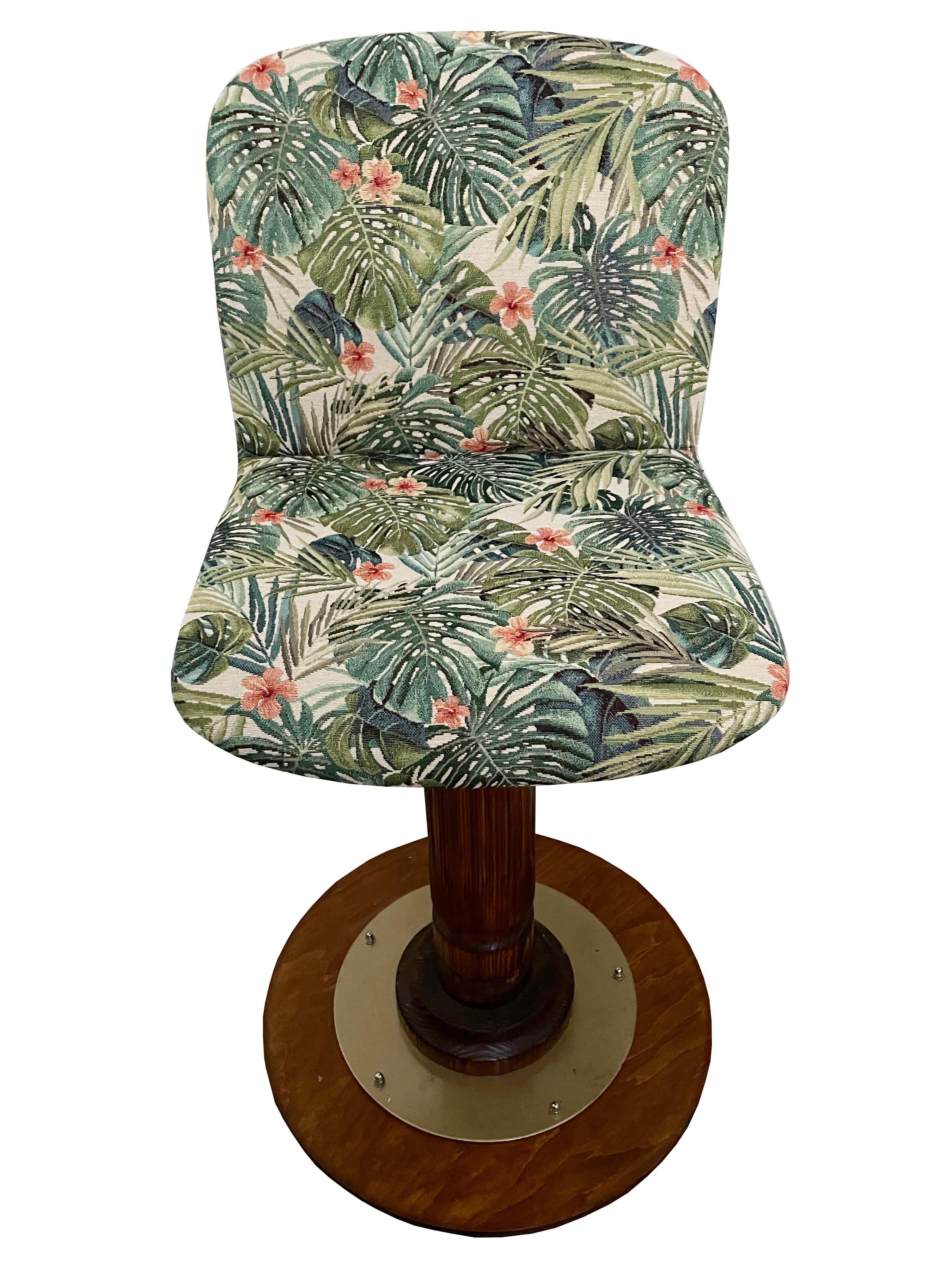 Vintage Flowers and Wood Swivel Bar Stool, Germany, 1960s In Excellent Condition For Sale In 05-080 Hornowek, PL