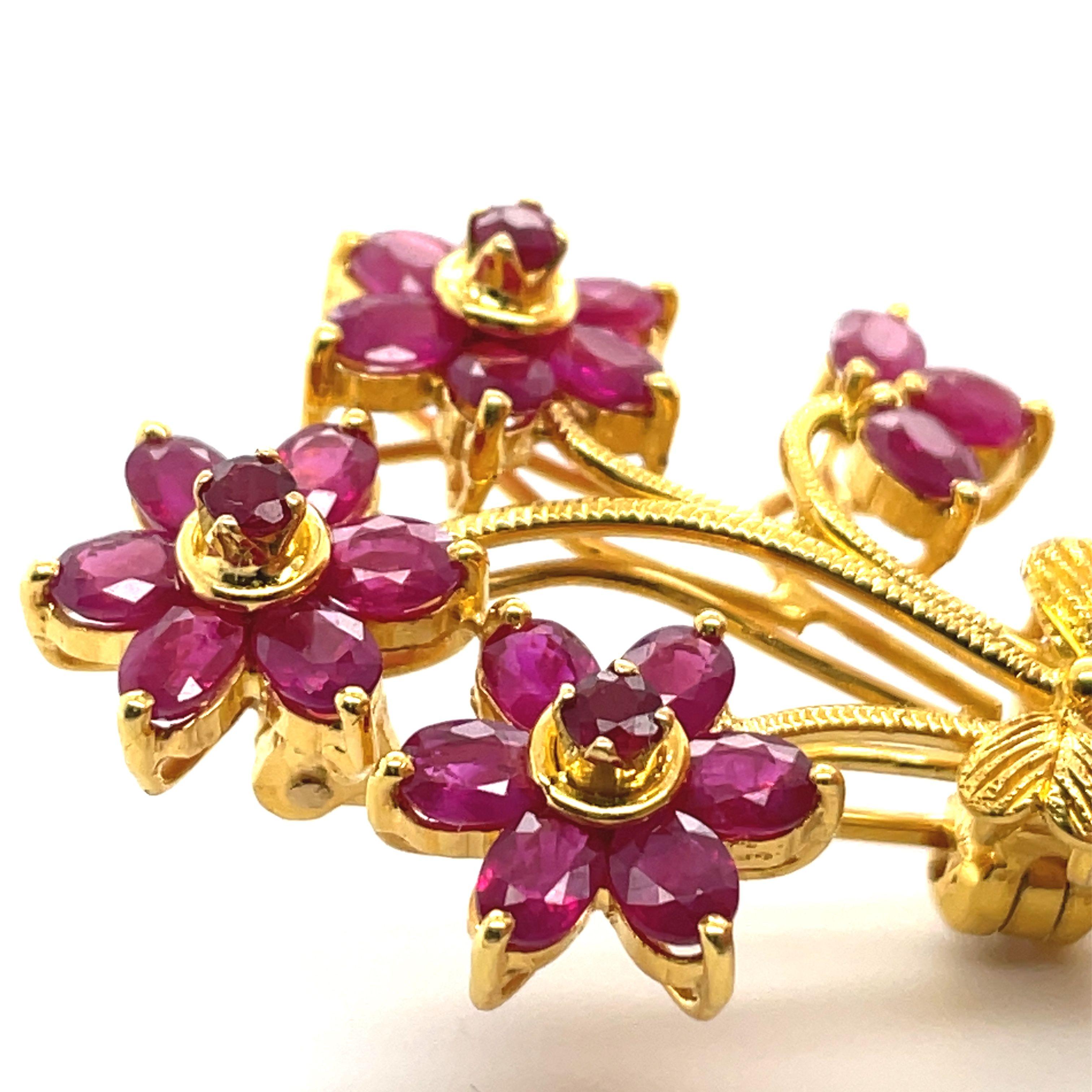 Art Nouveau Vintage Flowers Brooch, 22k Yellow Gold, 2 Carat Natural Ruby Estate Ruby Brooch For Sale