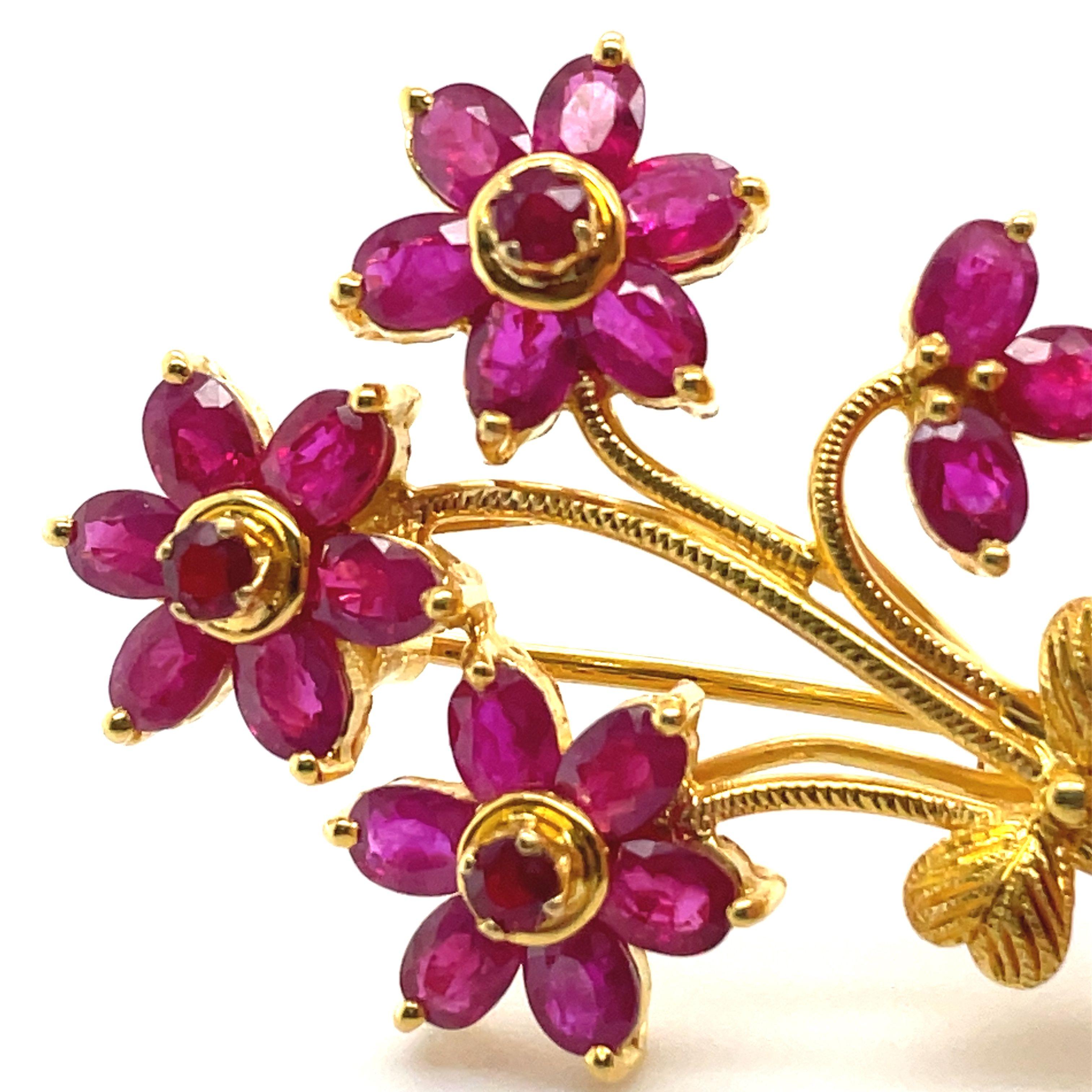 Oval Cut Vintage Flowers Brooch, 22k Yellow Gold, 2 Carat Natural Ruby Estate Ruby Brooch For Sale