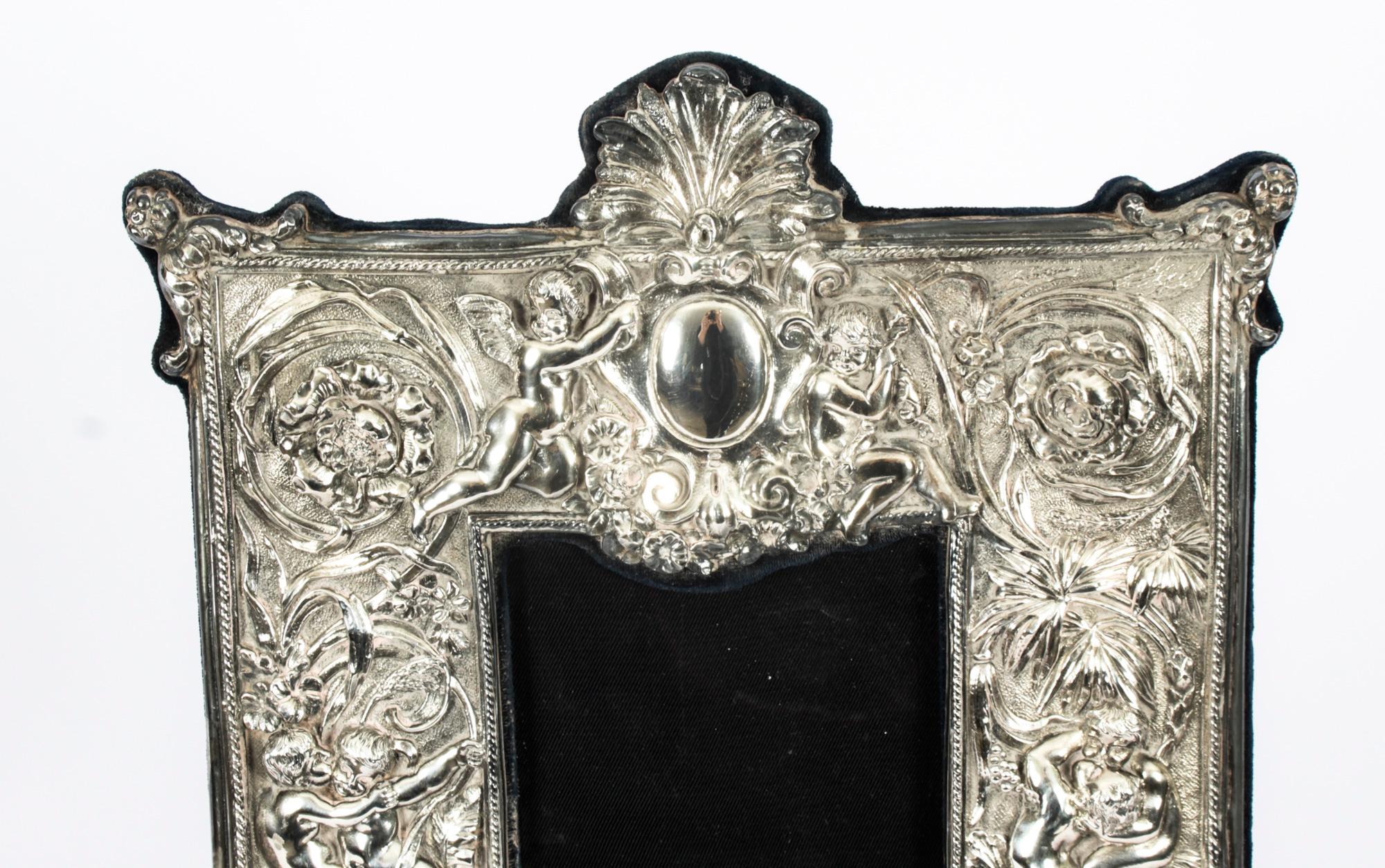 English Vintage Flowers & Cherubs Sterling Silver Photo Frame 20th C