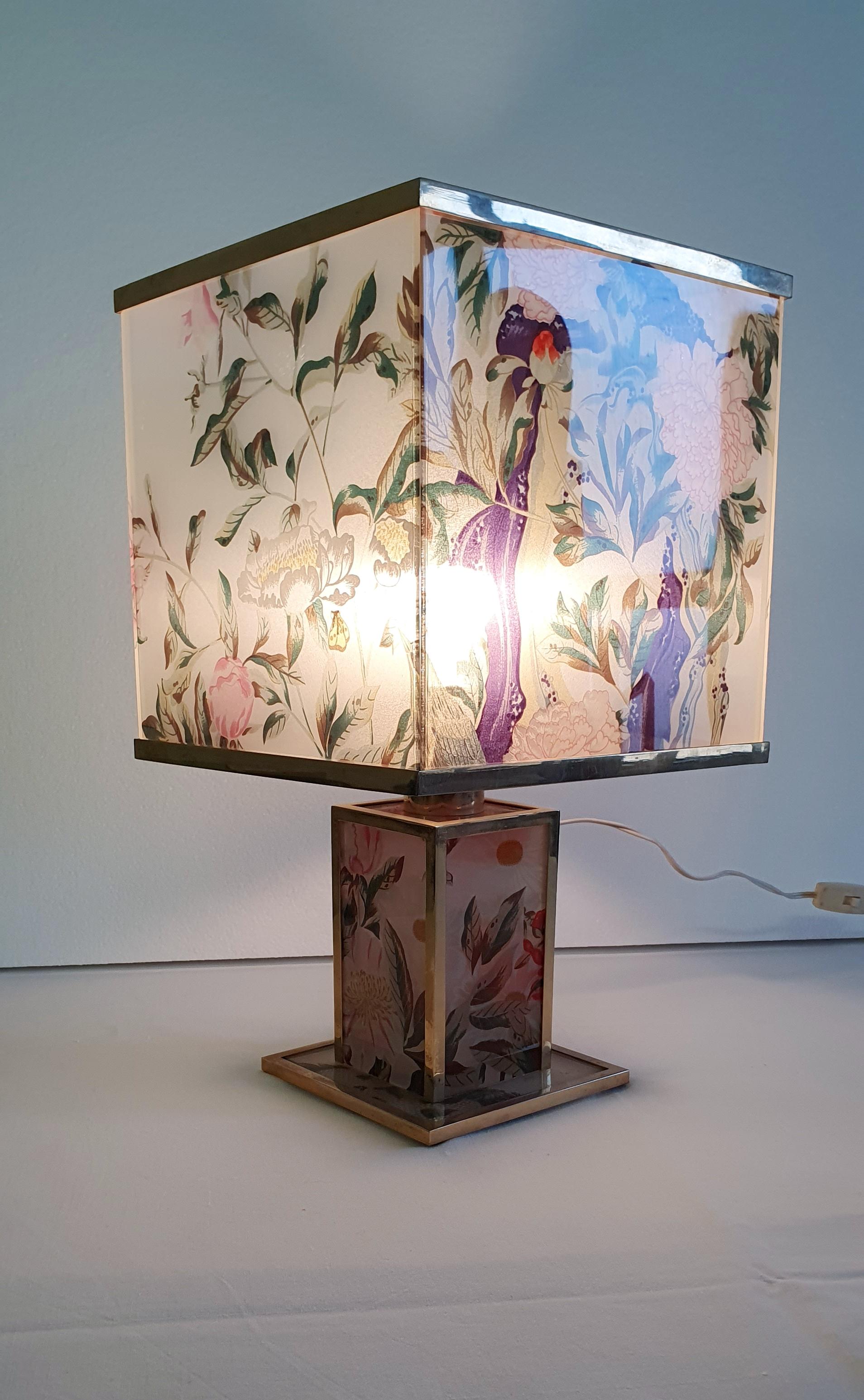 Italian Vintage Flowers Table Lamp, 1970s For Sale