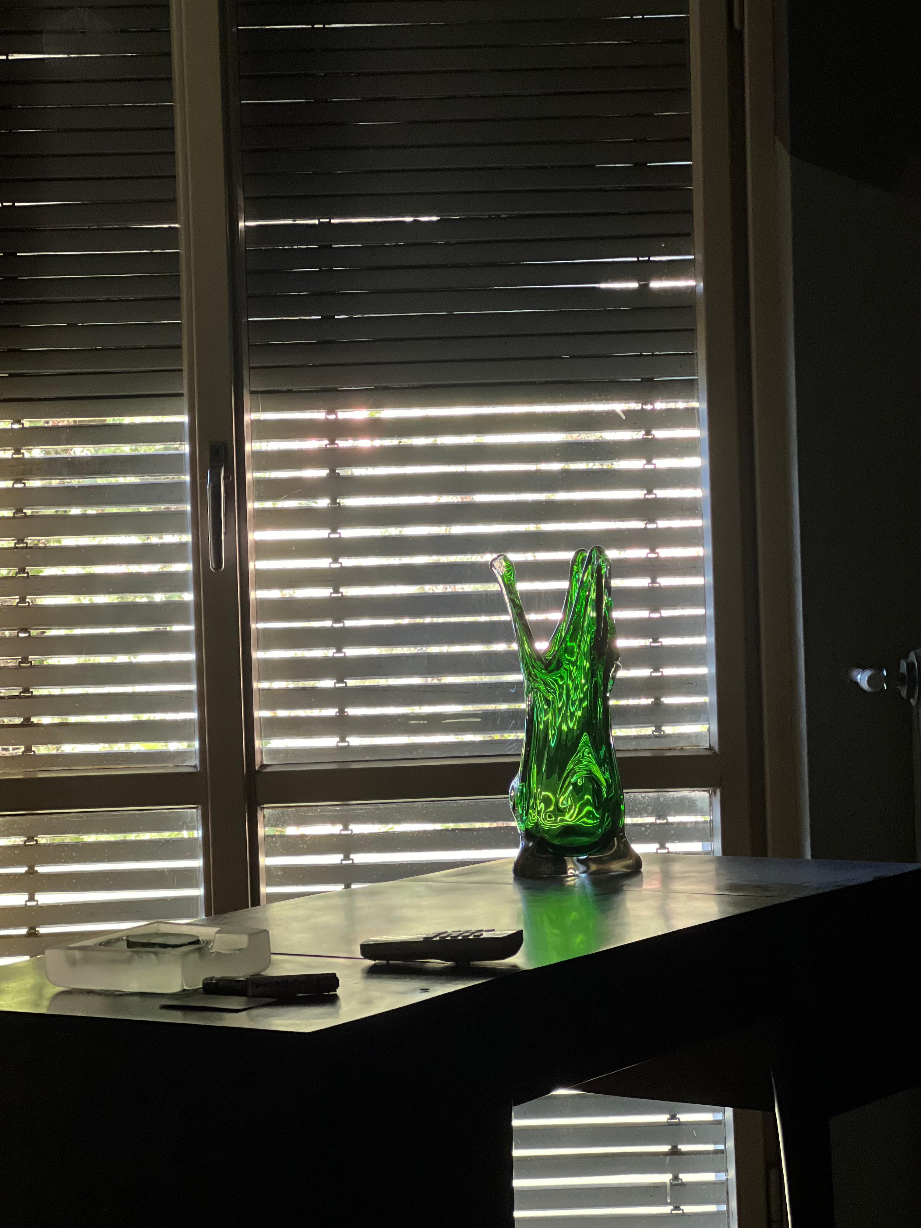 Vetro Scultura vintage fluida e massiccia di Murano in vetro 