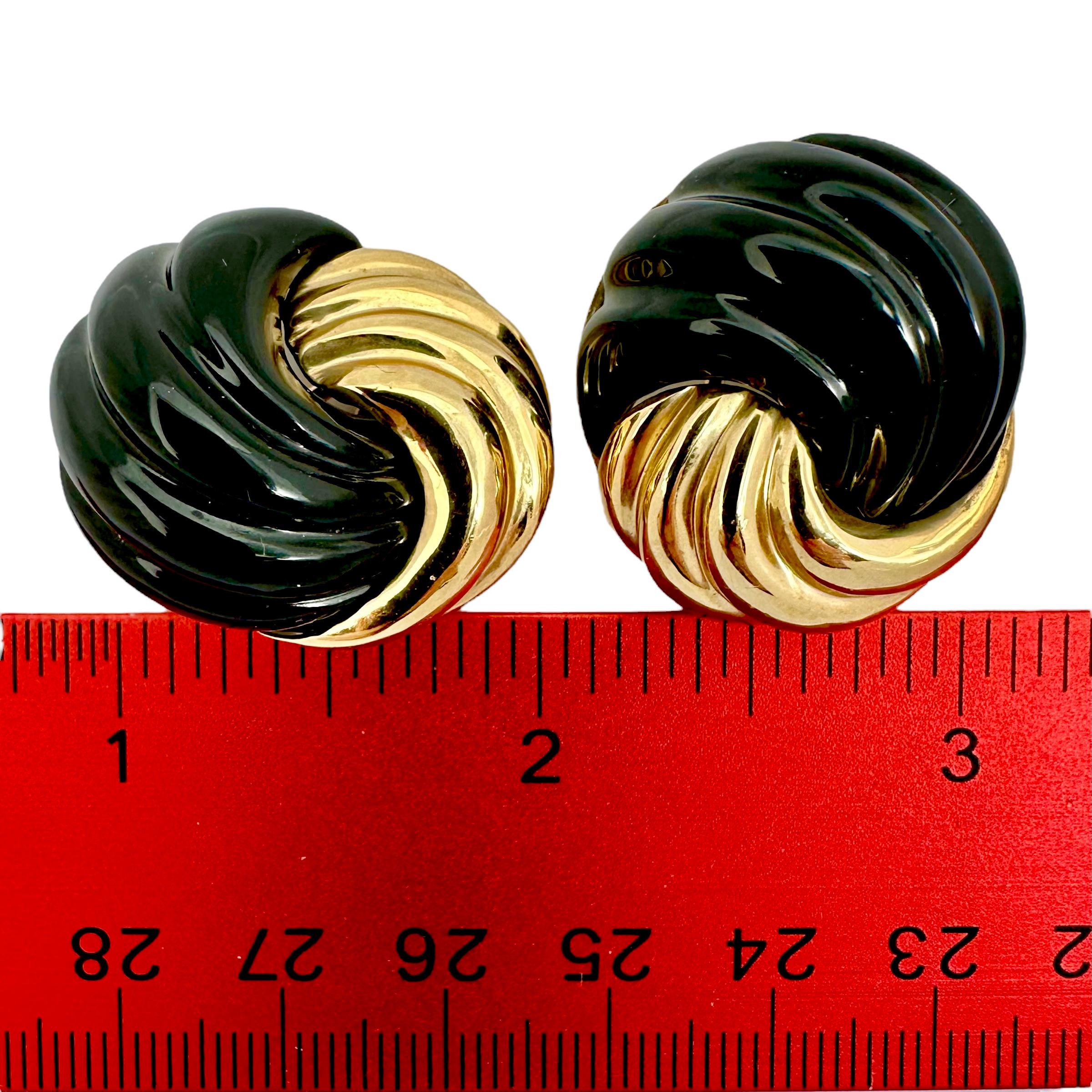 Women's Vintage Fluted 14K Yellow Gold and Black Onyx Knot  Earrings by Designer Maz For Sale