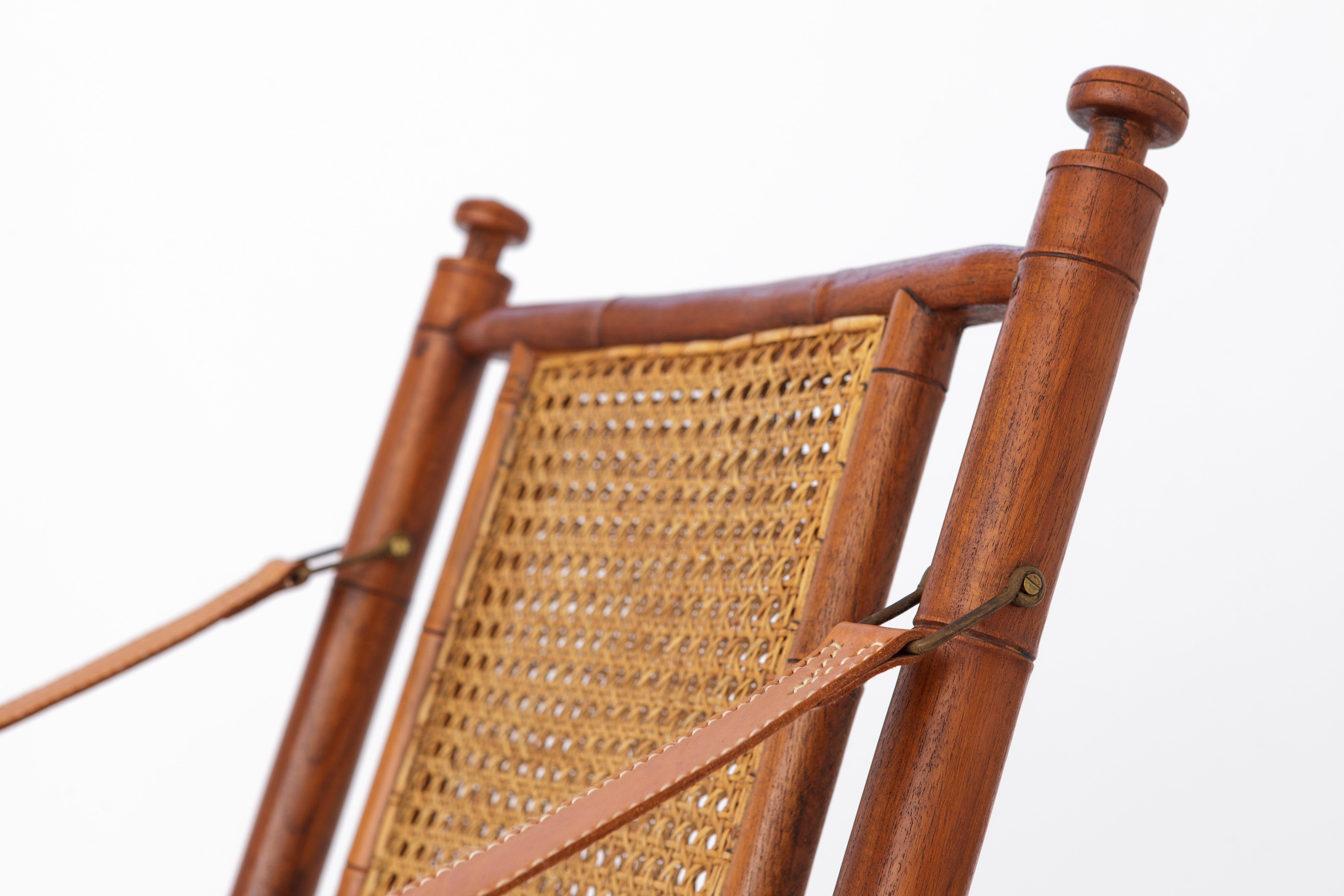 Polished Vintage Folding Chair 1960s Spain Viennese Weaving For Sale