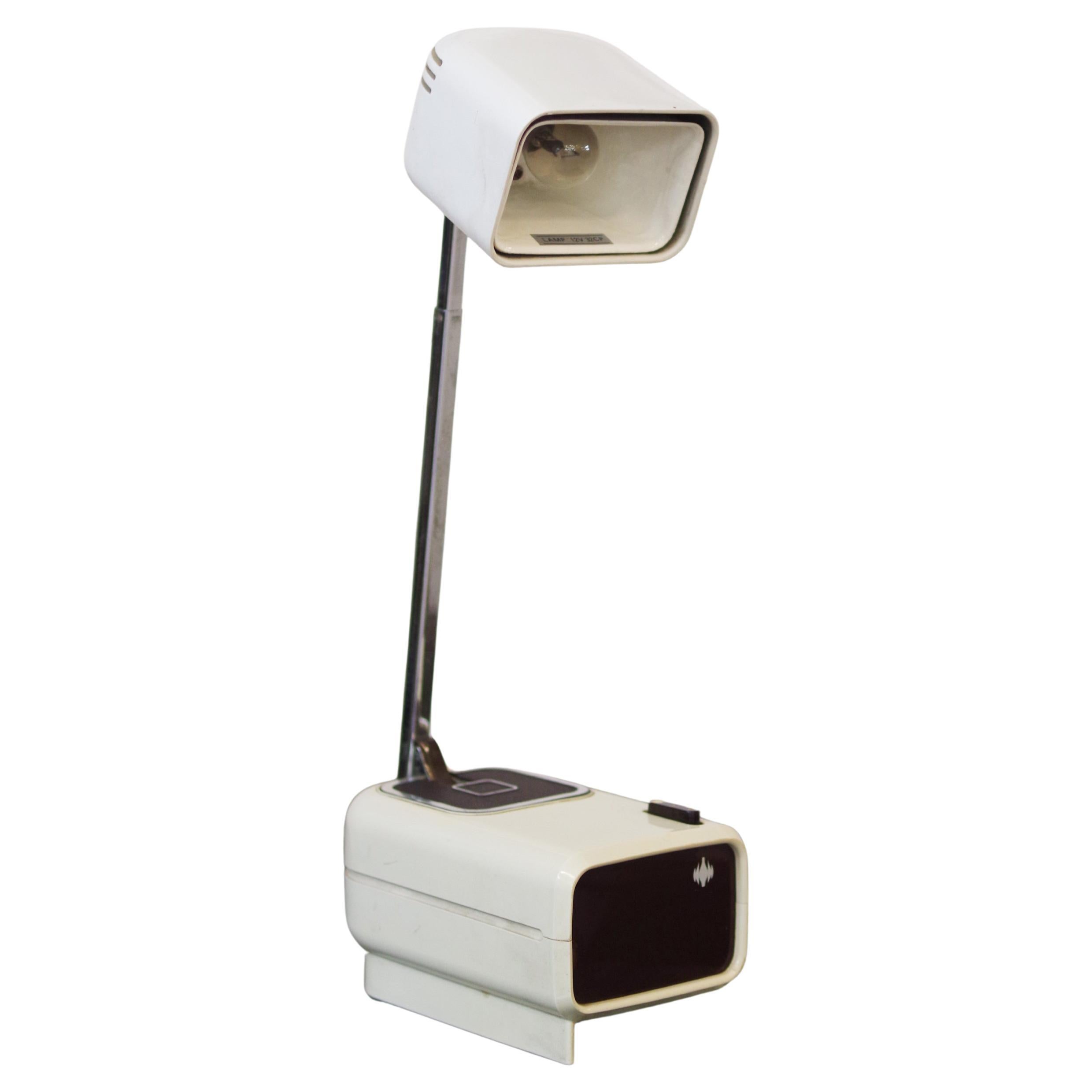 Vintage Folding Reading Lamp with Telescopic Arm and Dual Light Intensity in vendita