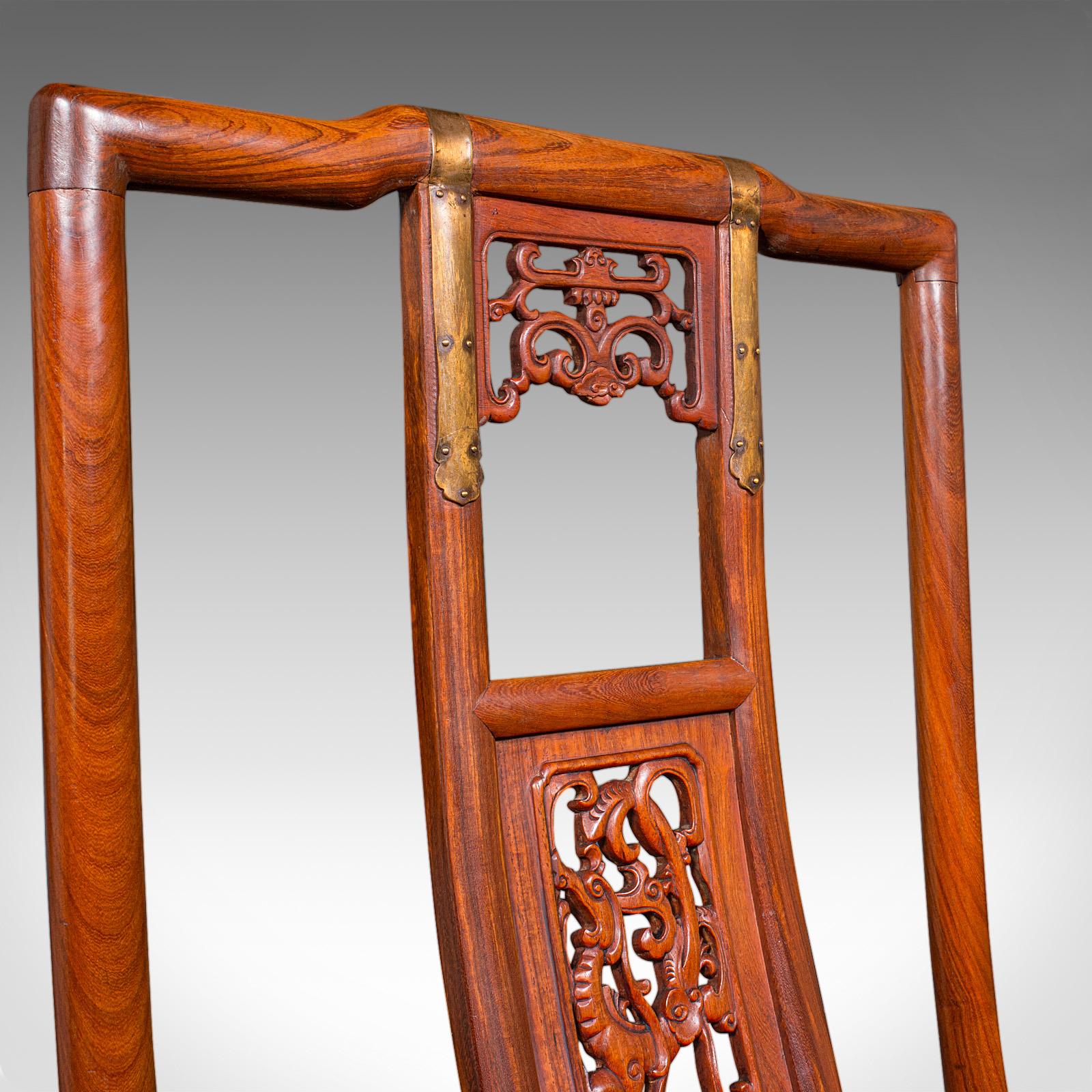 Klappbarer Veranda-Stuhl, orientalischer, Kampagnen-Sitz aus Teakholz, Art déco, um 1930 (Messing) im Angebot