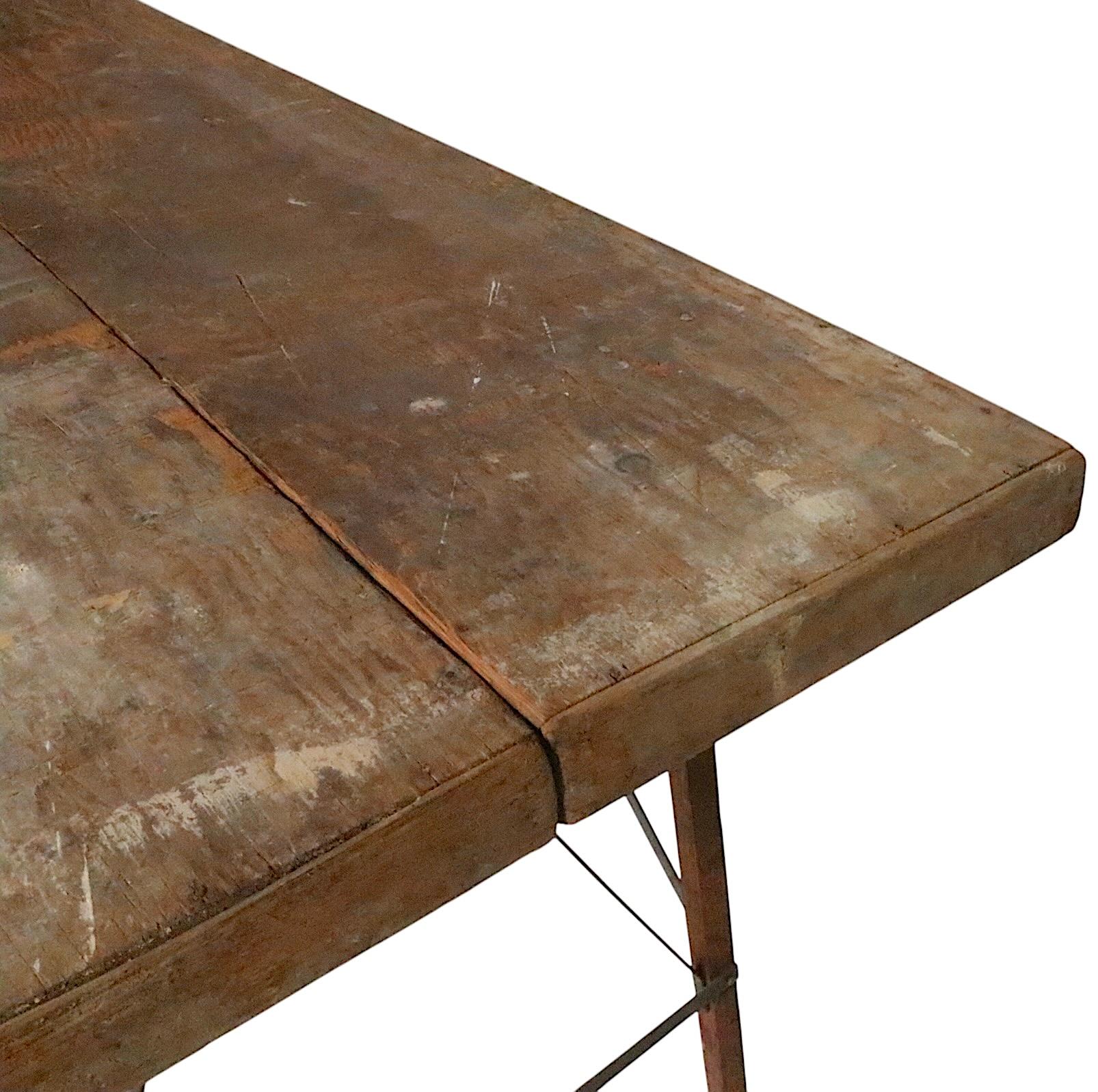 Metallo Tavolo consolle vintage in carta da parati Foldes in vendita