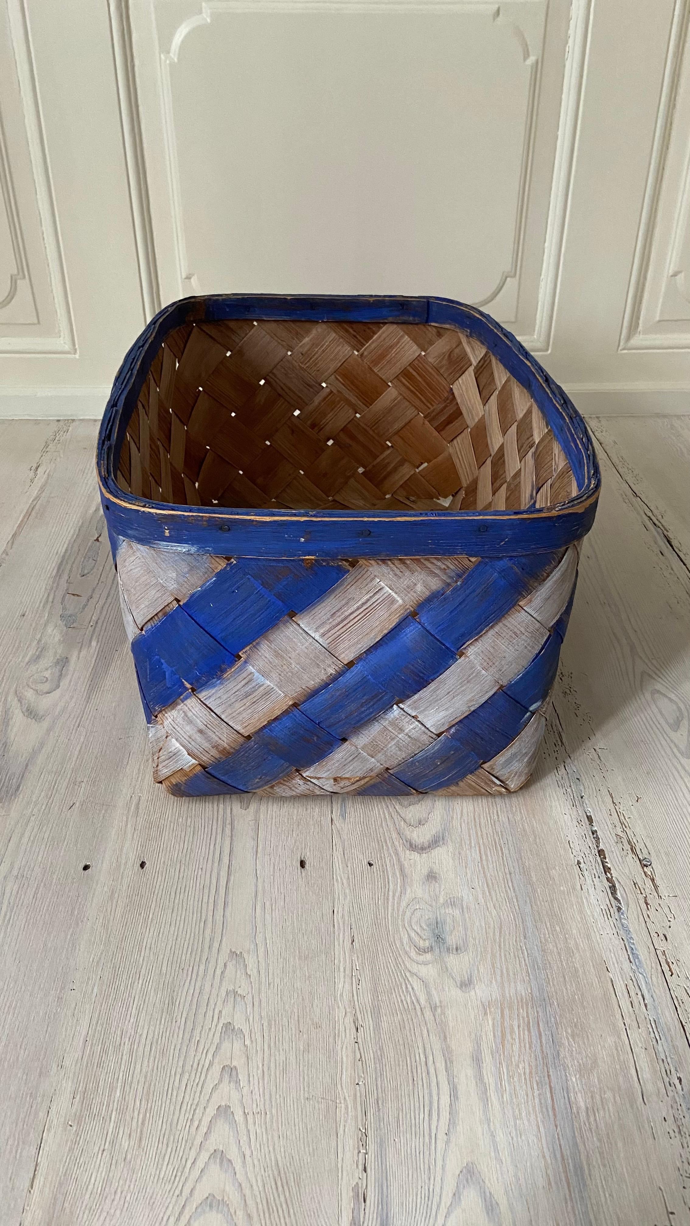 19th Century Vintage Folk Art Basket with Blue and White Stripes, Sweden, Mid 19th-Century For Sale