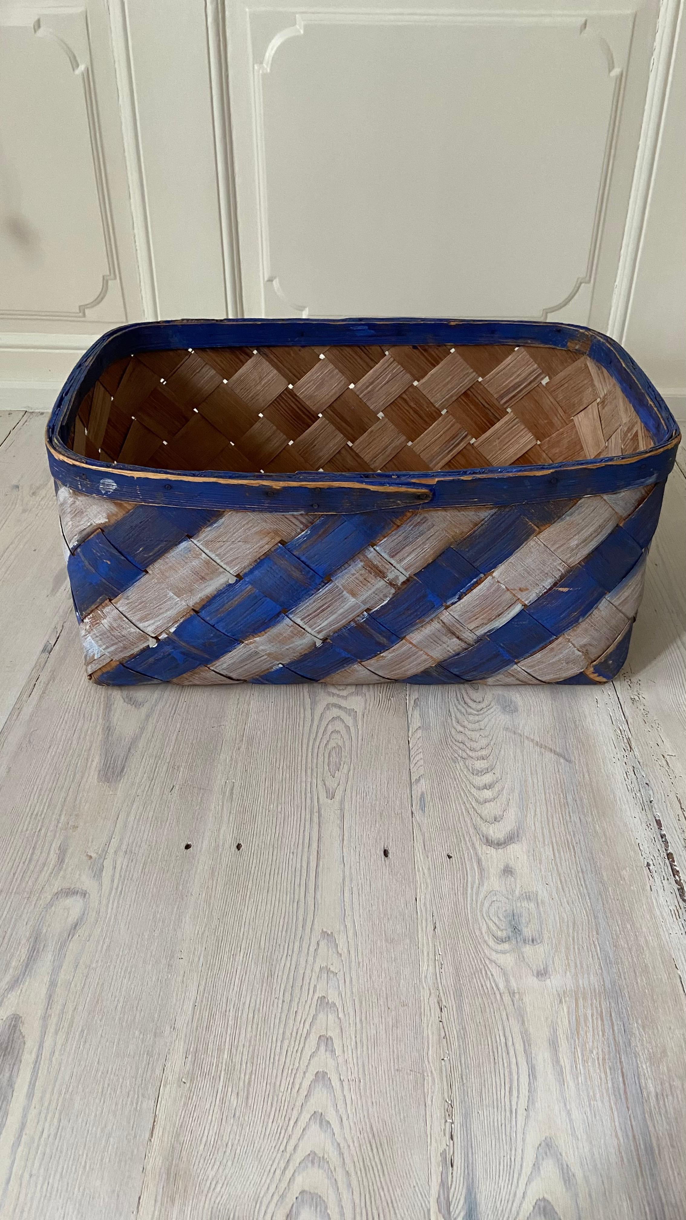 Bentwood Vintage Folk Art Basket with Blue and White Stripes, Sweden, Mid 19th-Century For Sale