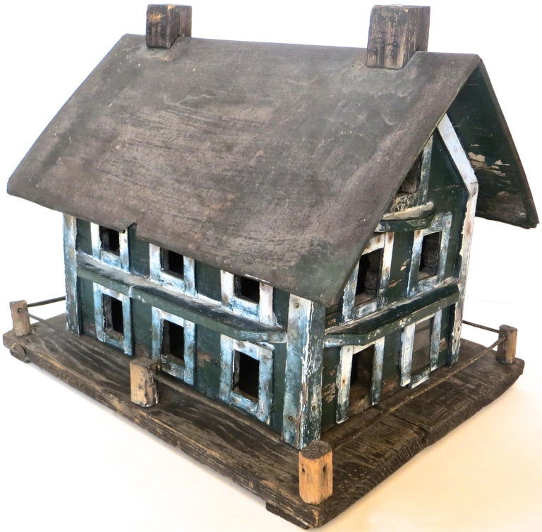 Vintage Folk Art Martin Bird House. American, circa 1920s In Good Condition For Sale In Incline Village, NV