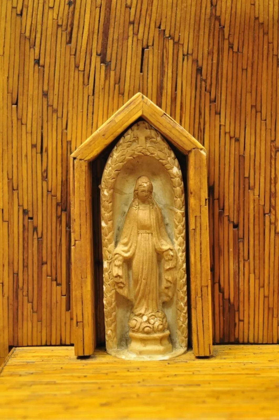 20th Century Vintage Folk Art Matchstick Prison Tramp Art Crucifix Jesus Christ Sculpture For Sale
