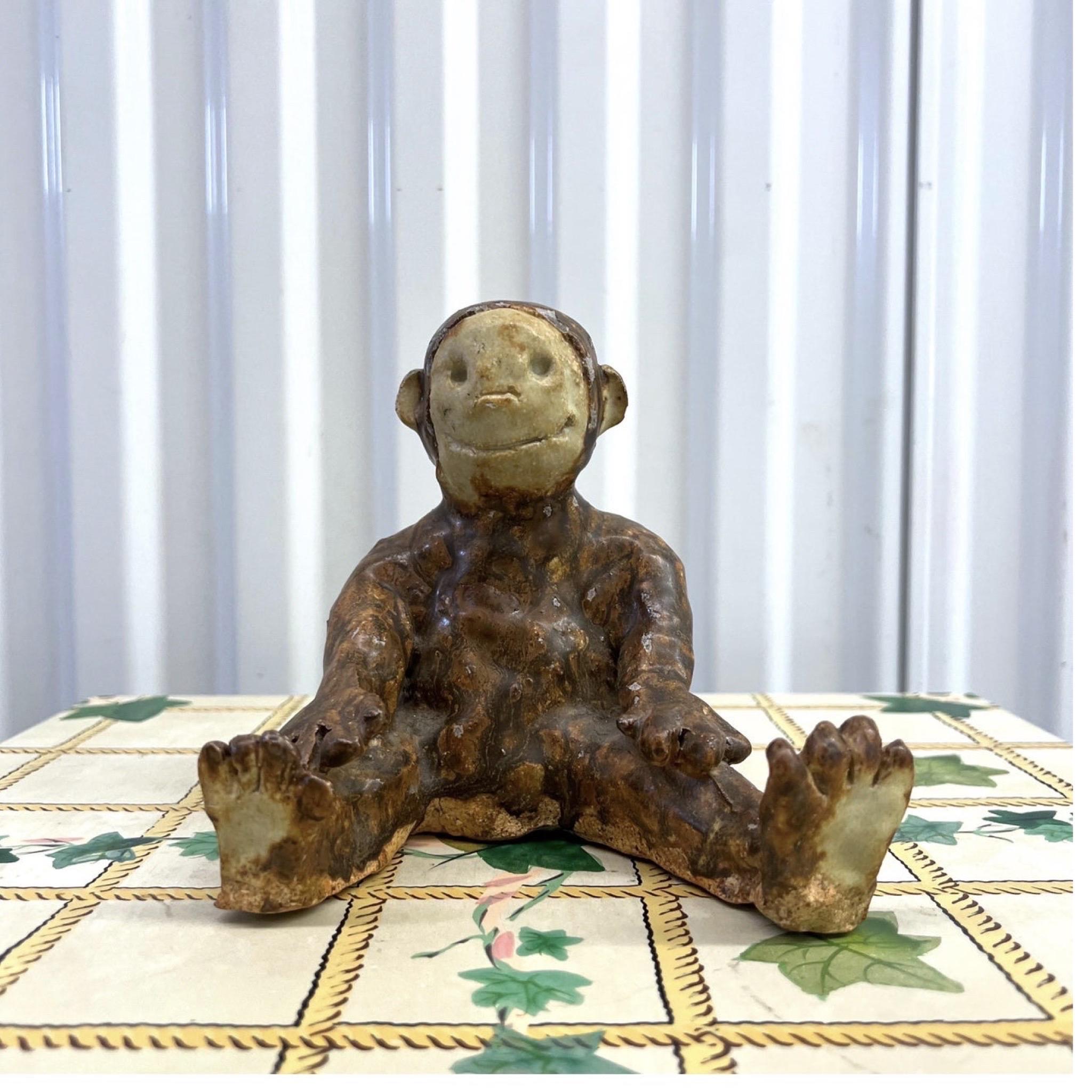 Vintage Folk Art Monkey Sculpture In Good Condition For Sale In Charleston, SC