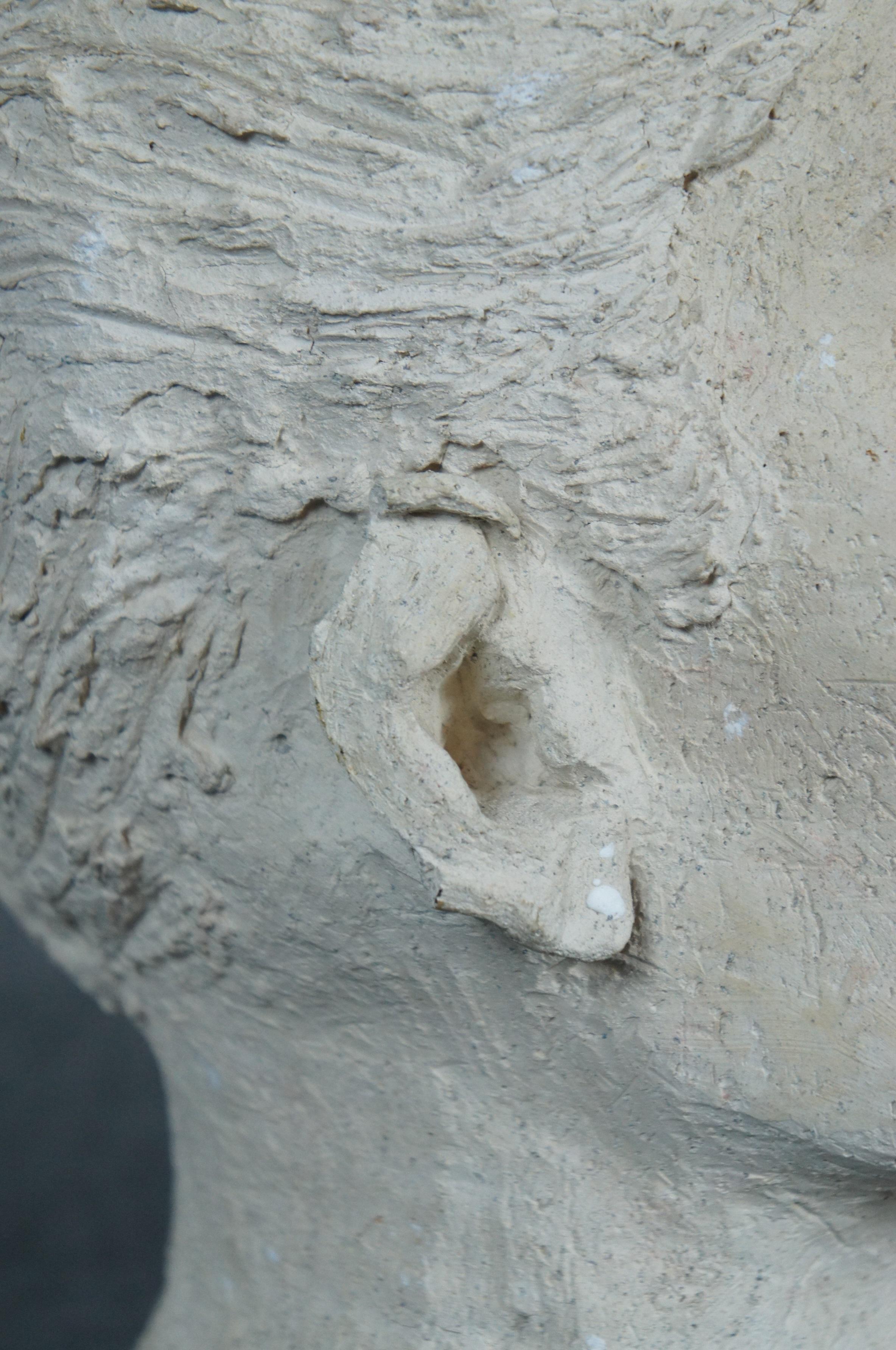 Escultura clásica de escayola con cabeza de busto de mujer de 11 pulgadas en venta 5