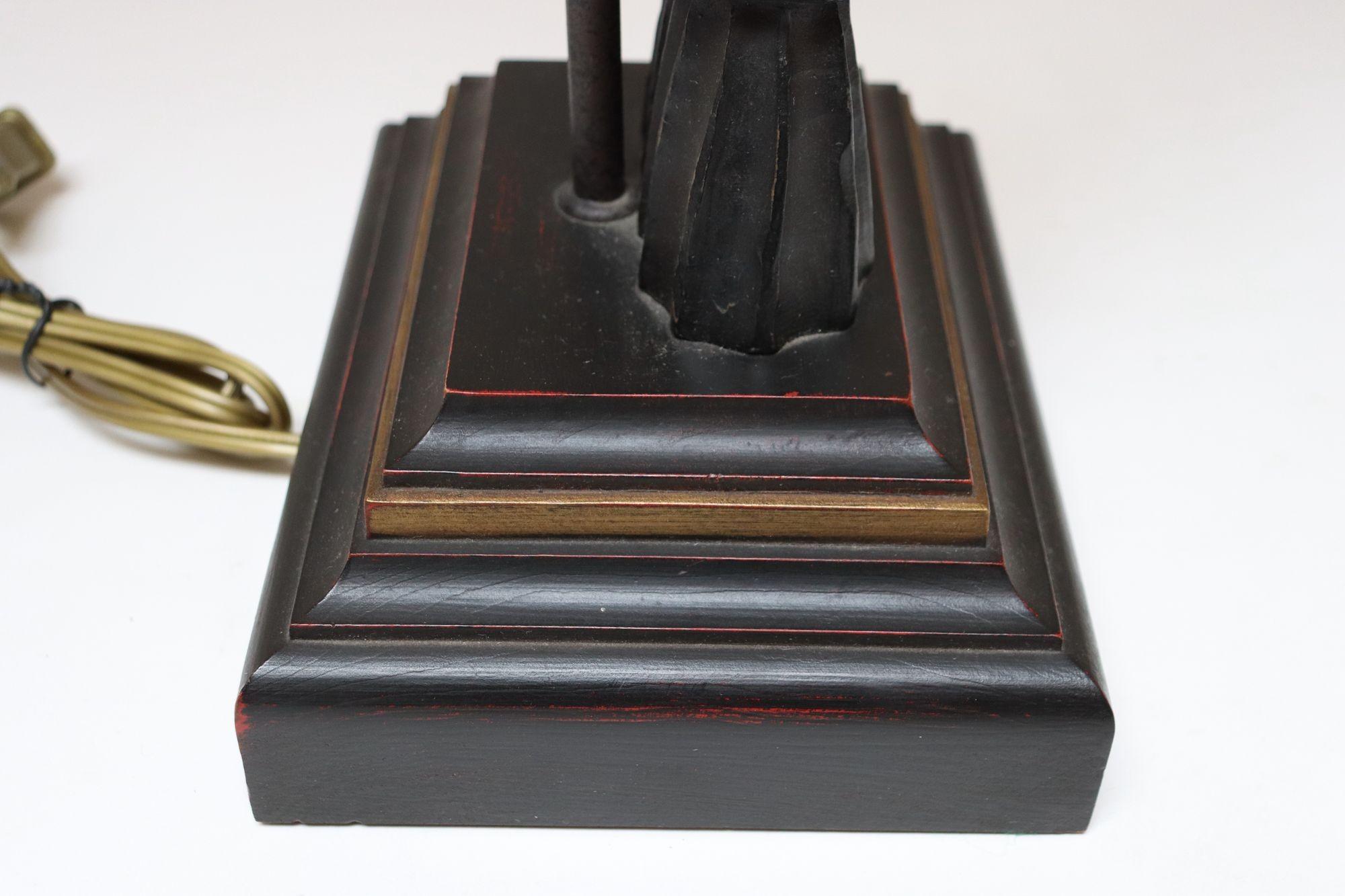Geschnitzte Fraternal Odd Fellows Heart in Hand-Tischlampe, Volkskunststil, Vintage im Angebot 11