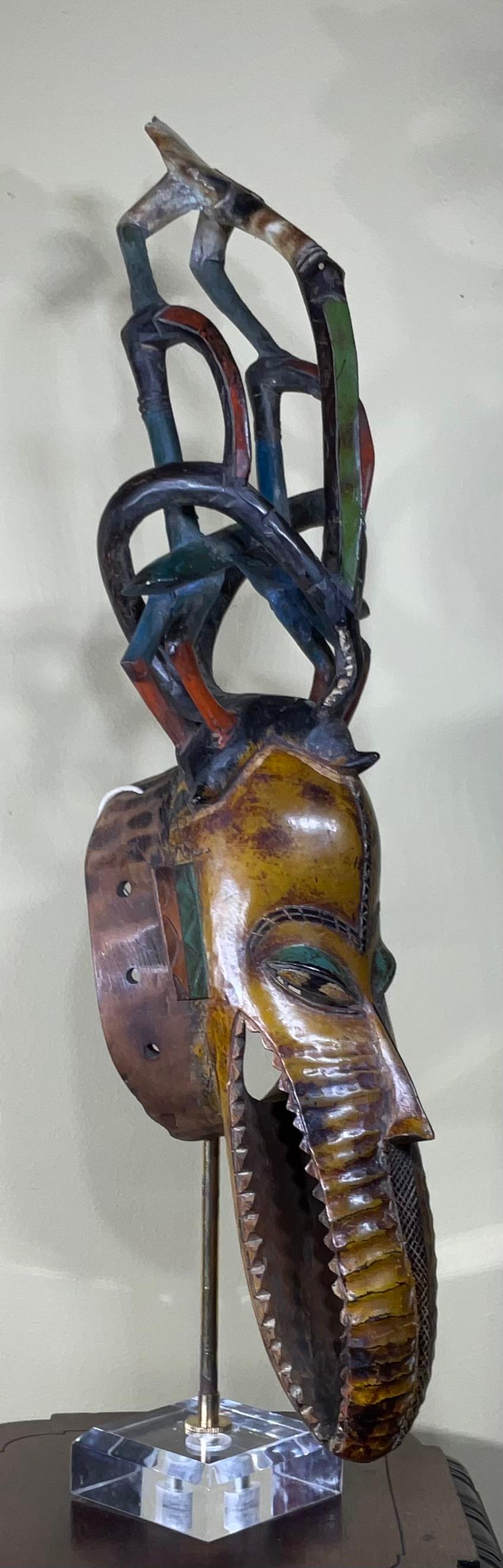 Vintage Folk Art Style Wood Mask In Good Condition For Sale In Delray Beach, FL