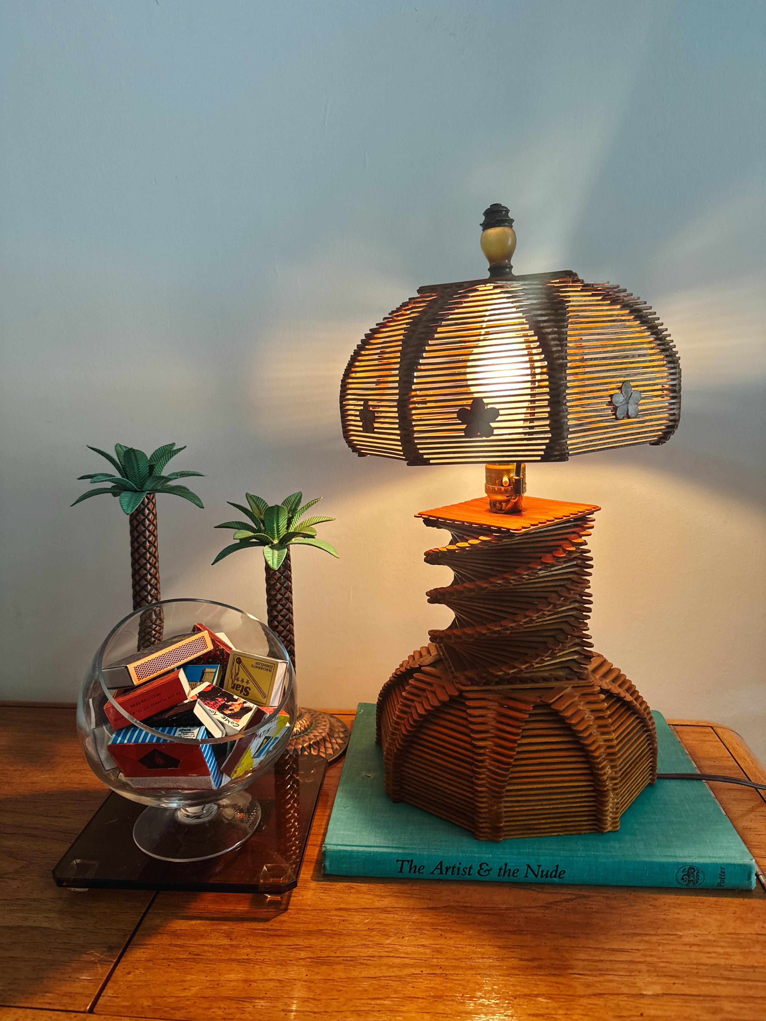 Vintage Folk Art Tramp Art Popsicle Stick Table Lamp with Matched Shade Mcm For Sale 3