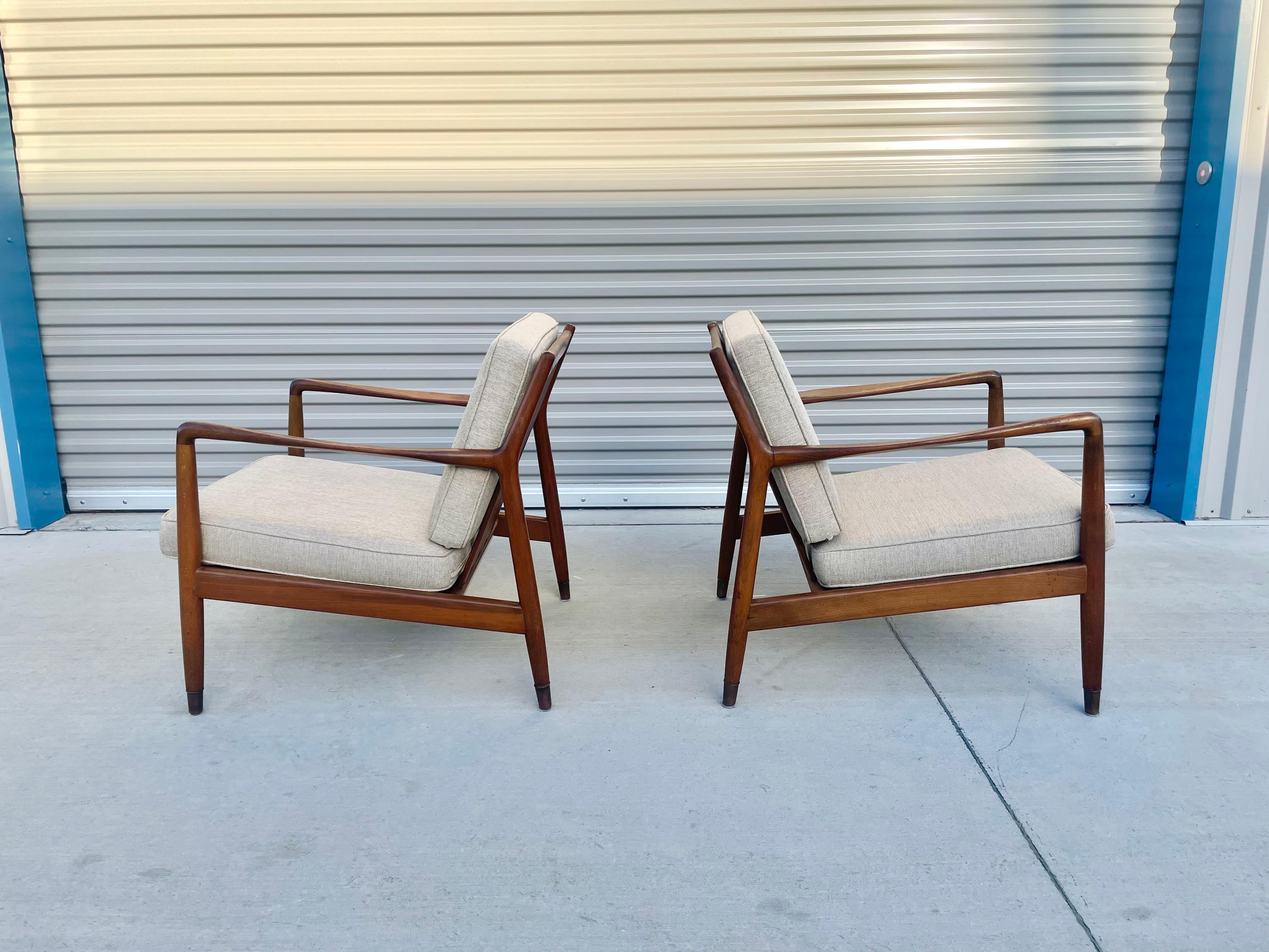 Mid-Century Modern Vintage Folke Ohlsson Model Usa-143 Lounge Chairs by Dux