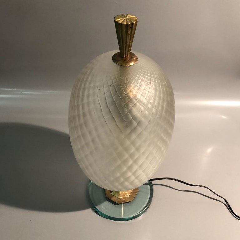 Italian Vintage Fontana Arte Style Murano Glass Table or Nightstand Lamp, Italy, 1950s For Sale