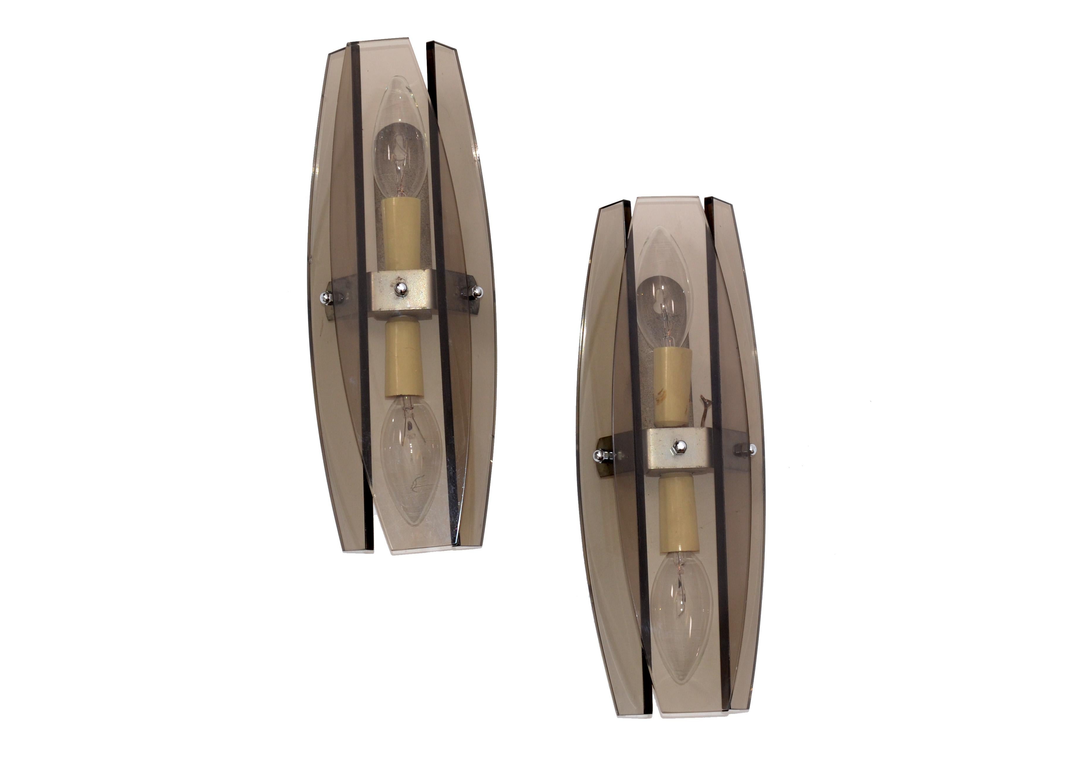 Beveled Vintage Fontana Arte Style Sconces, Wall Lights, Italy, 1970, Pair For Sale