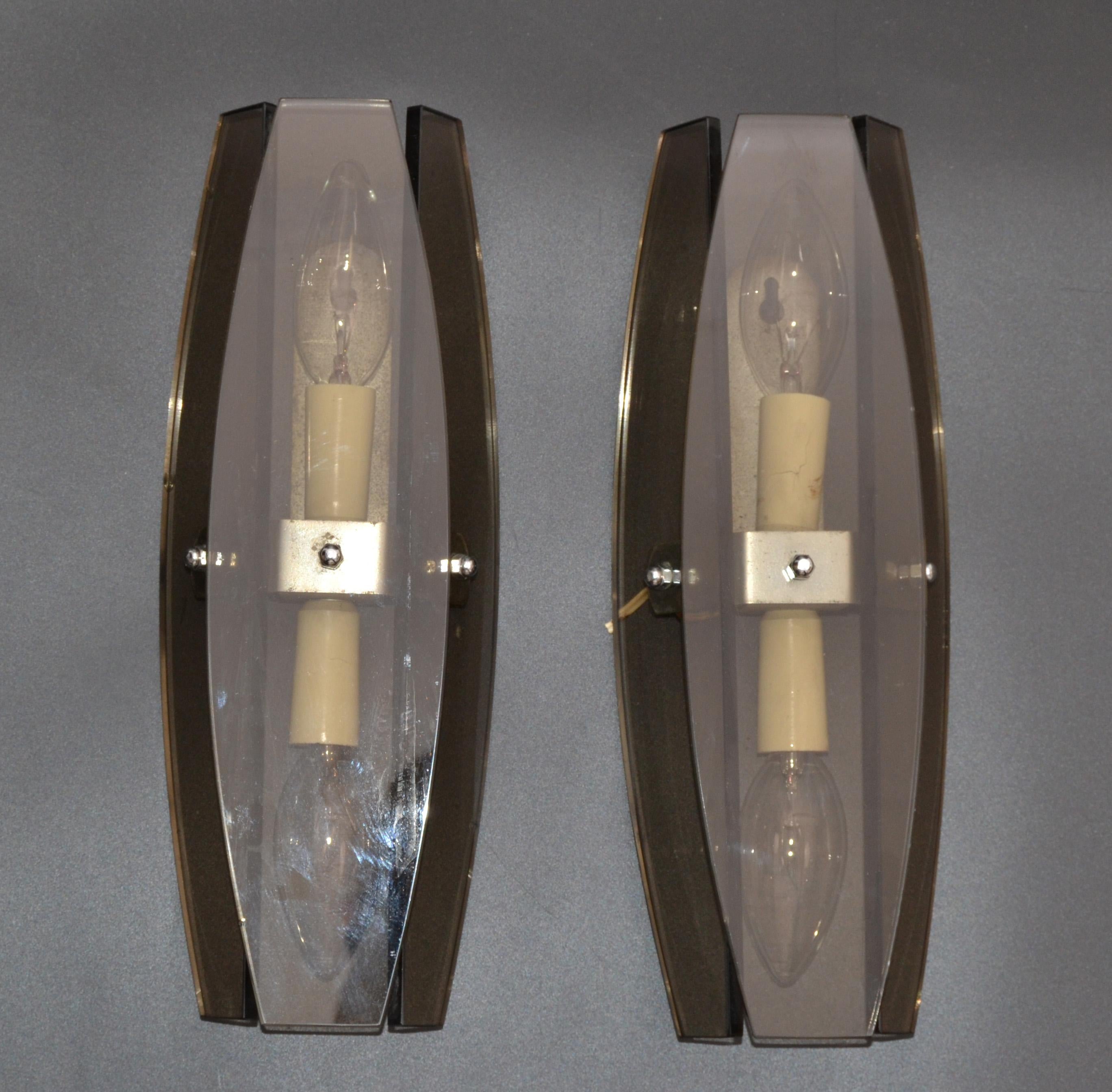 Vintage Fontana Arte Style Sconces, Wall Lights, Italy, 1970, Pair In Good Condition For Sale In Miami, FL