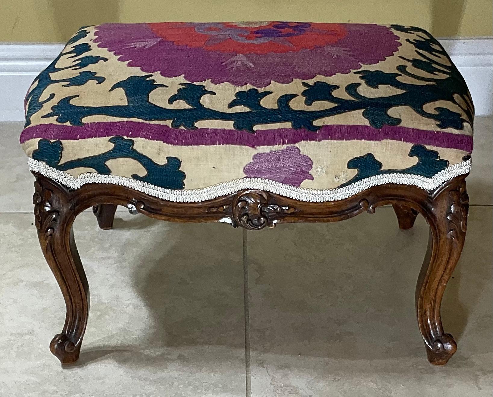 Hand-Carved Vintage Foot Stool Upholstered with Antique Suzani Textile For Sale