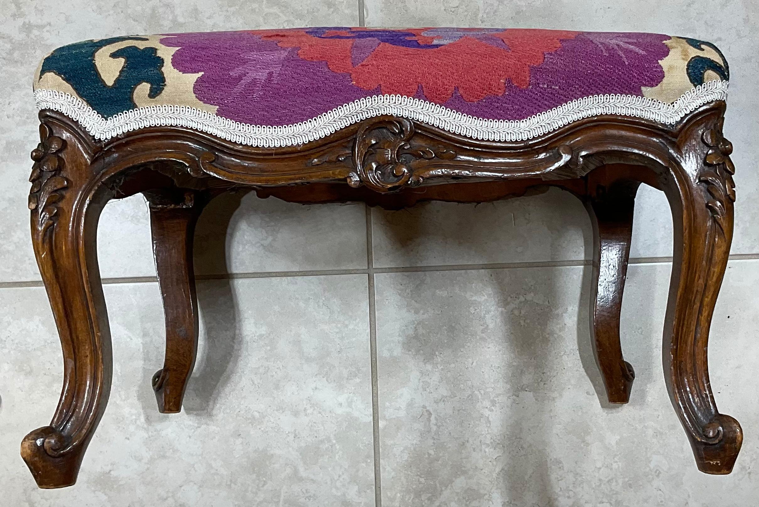 Vintage Foot Stool Upholstered with Antique Suzani Textile In Good Condition For Sale In Delray Beach, FL