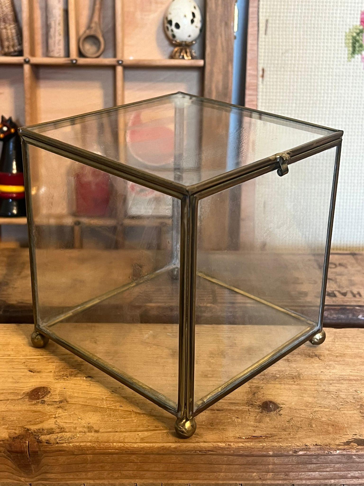 Vintage Footed Brass Metal Glass Trinket Jewelry Box For Sale 3