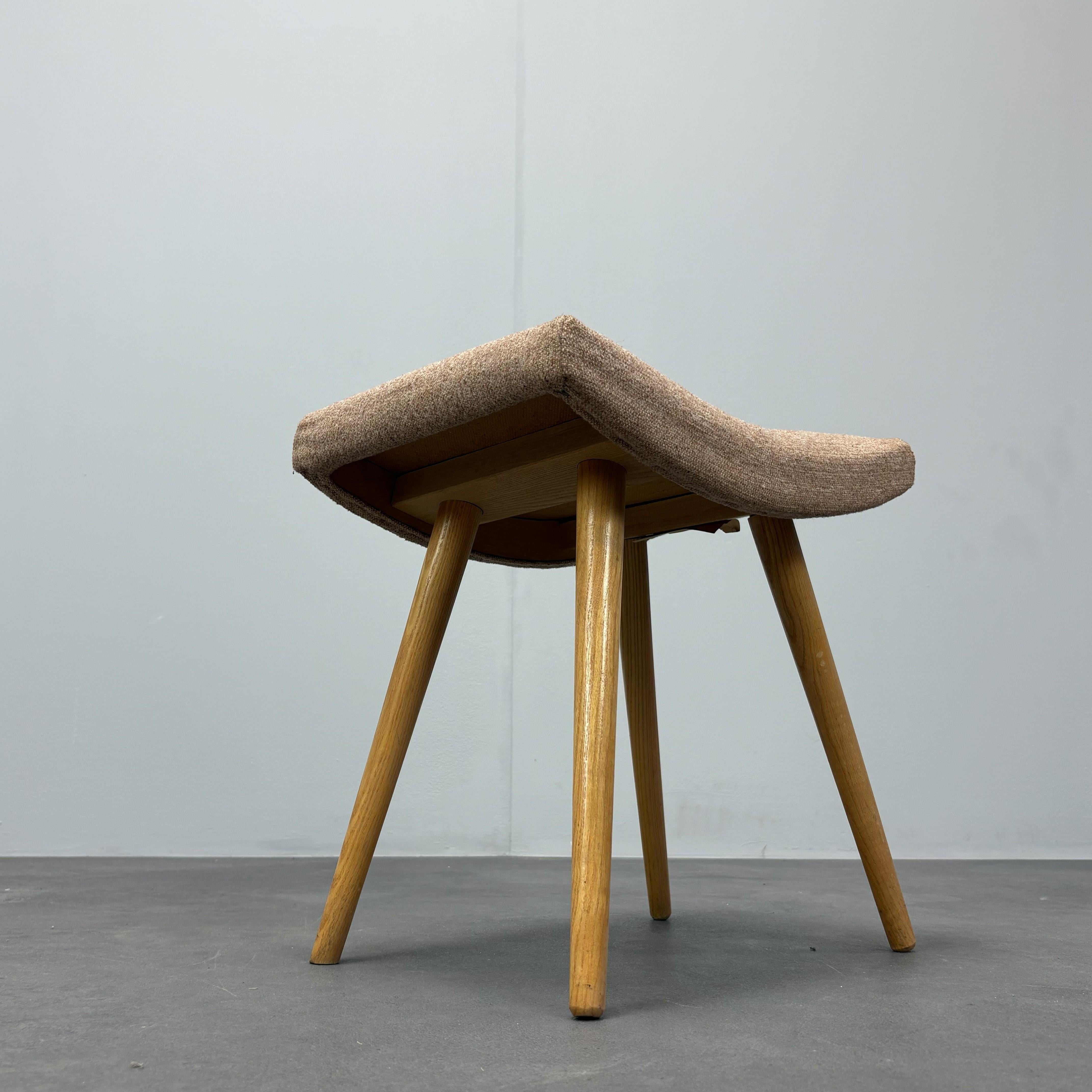 Tabouret Vintage par Moravská Ústředna Brno, 1988, Tchécoslovaquie en vente 2