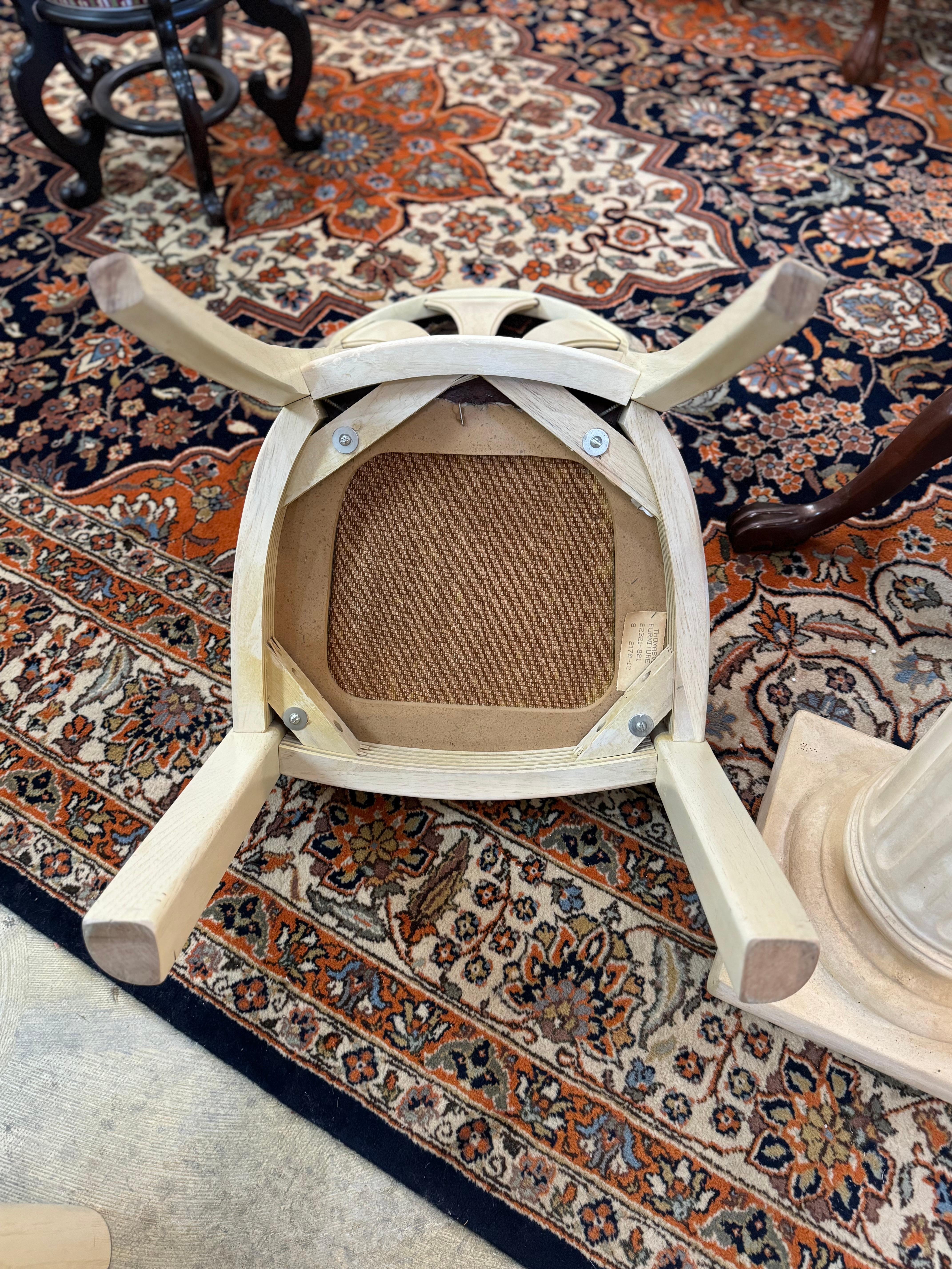 Set di quattro sedie Thomsville vintage in vendita 1