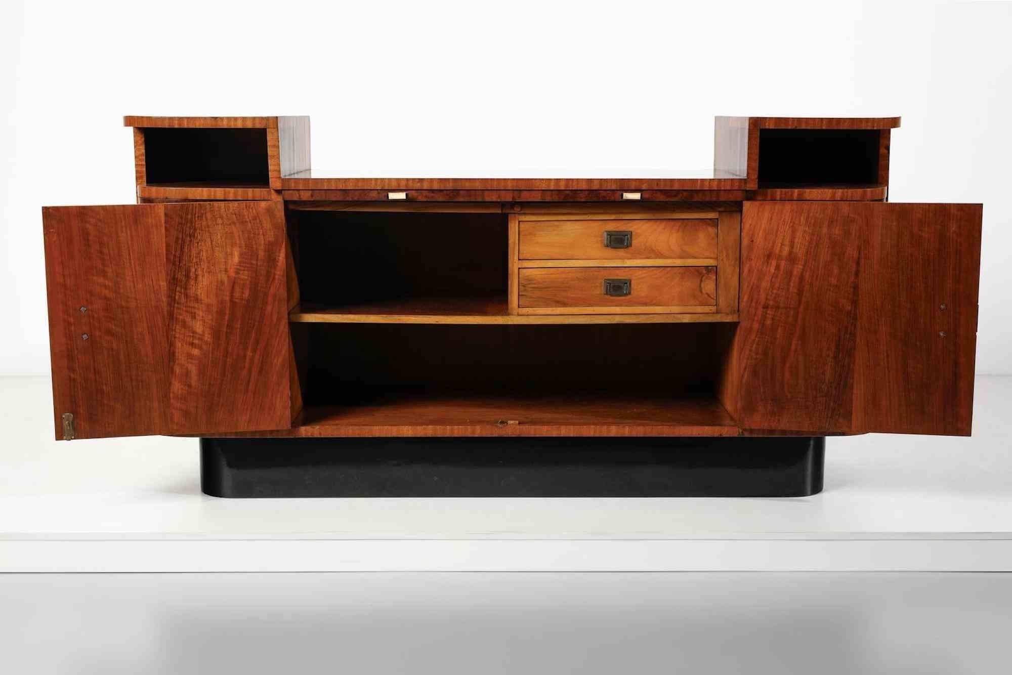 Aparador Vintage de Cuatro Puertas Fabricación Italiana, Años 30/40 Moderno en venta