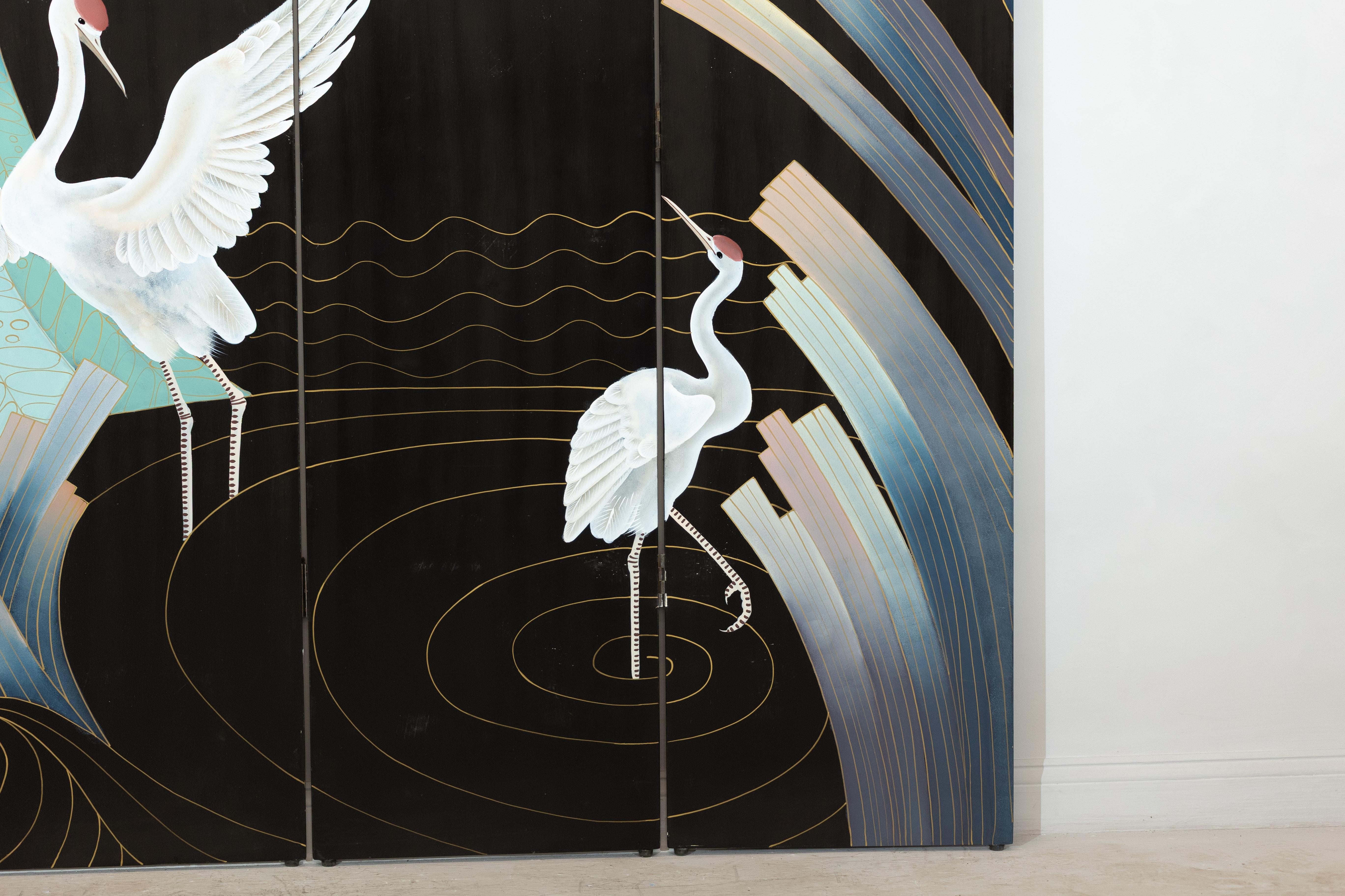 Vintage Four-Panel Black Lacquer Folding Screen with Hand-Painted Crane Motif For Sale 1