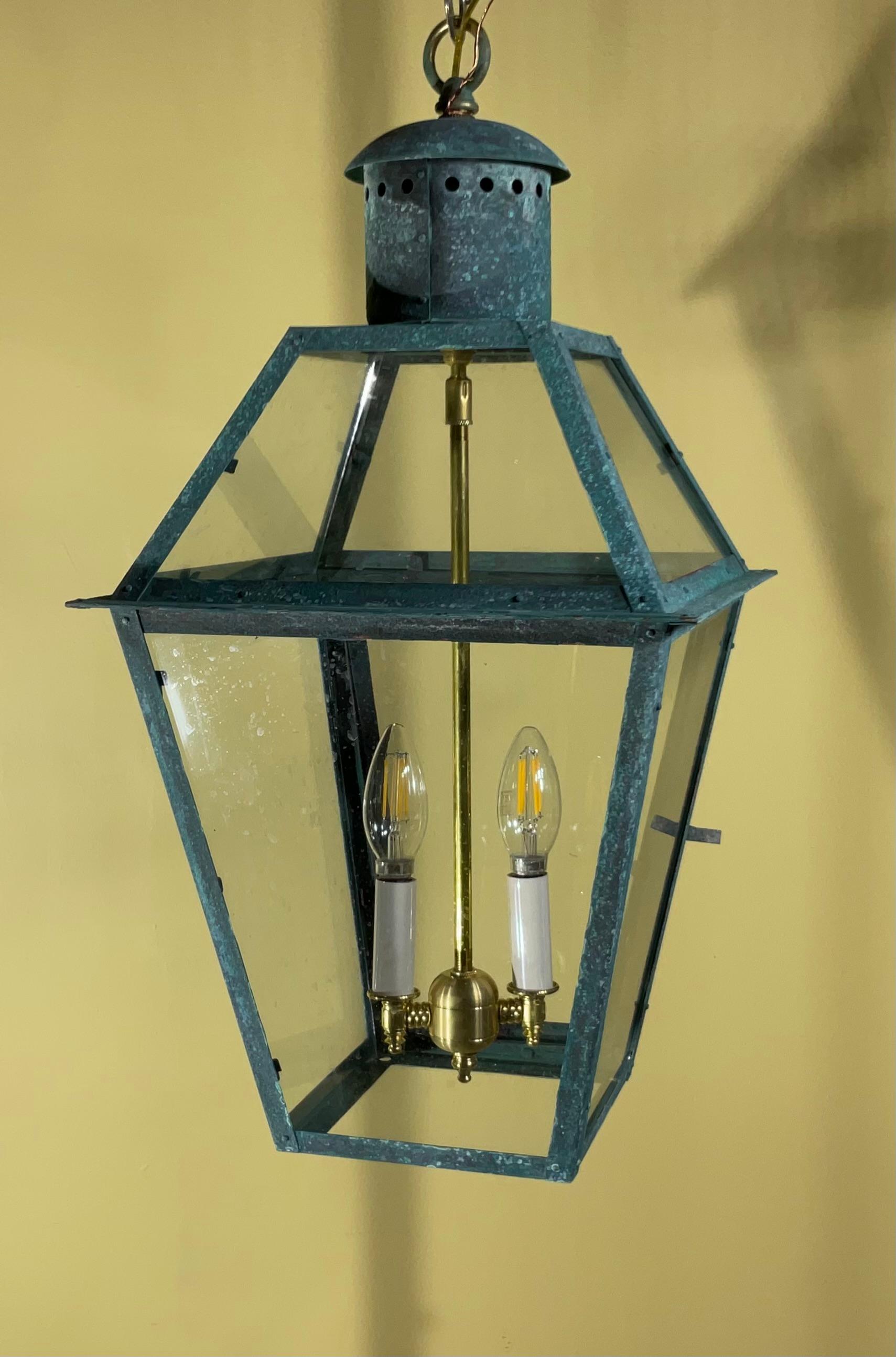Vintage Four-Sides Hanging Copper Lantern In Good Condition For Sale In Delray Beach, FL